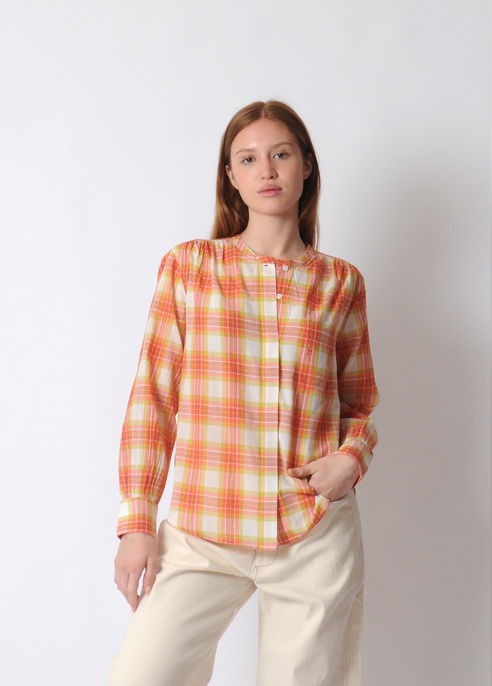 moismont_plaid_top_crop_untucked.JPG
