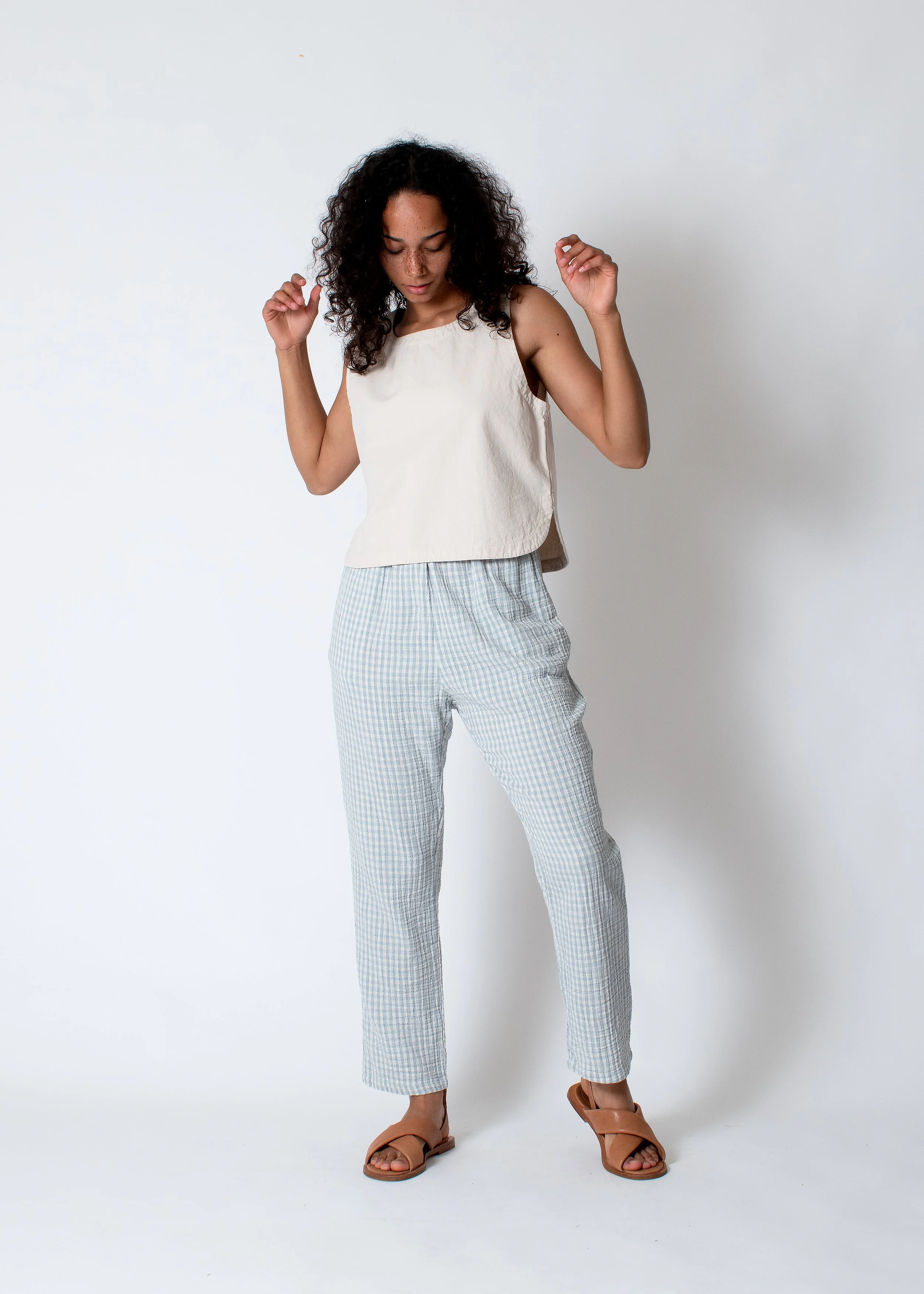 conifeR_easy_pant_blu_wht_armsyp.jpg