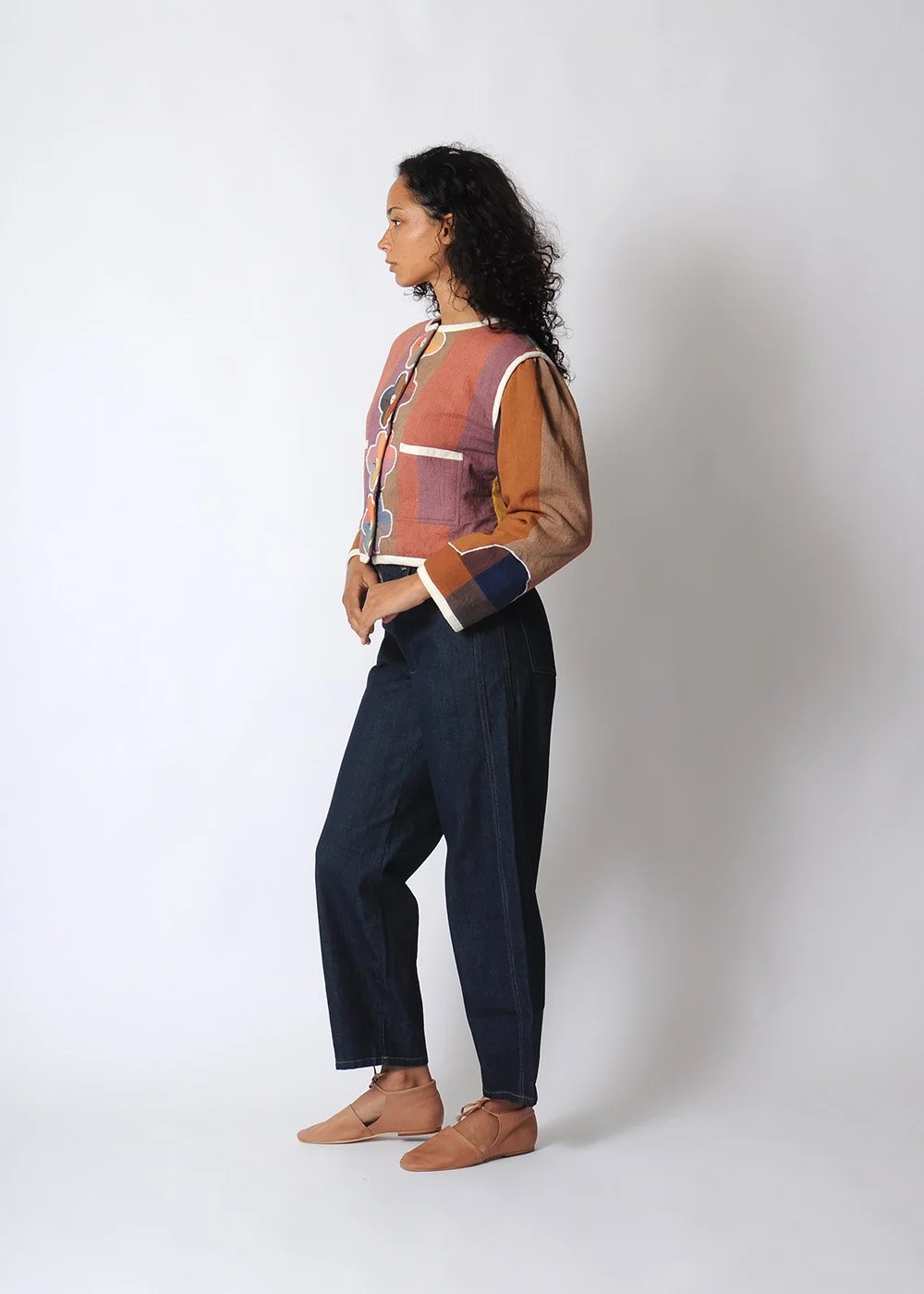 RUJUTASHETH-CROPJACKET-1.jpg