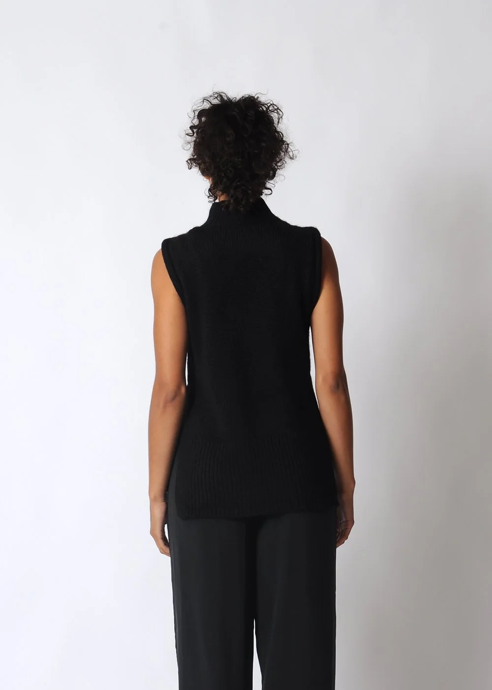 Mirth-TurtleneckVestback8..jpg