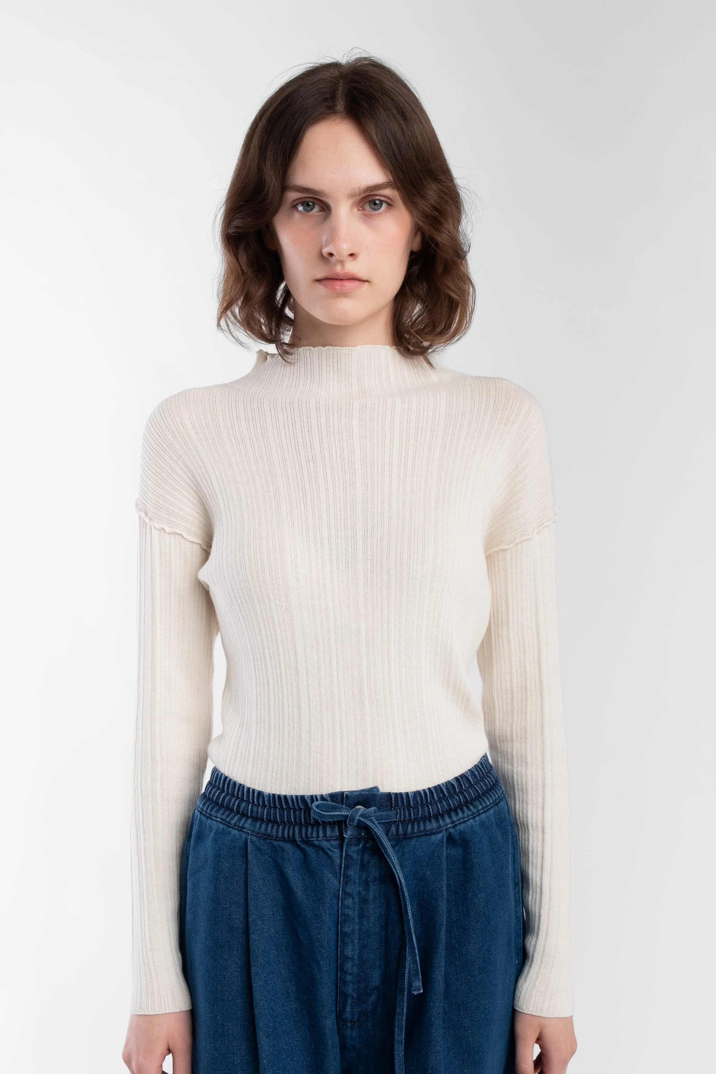 islaribtop_cream_4_b59667aa-71dc-467e-8ad3-e79cbd0308ea.jpg