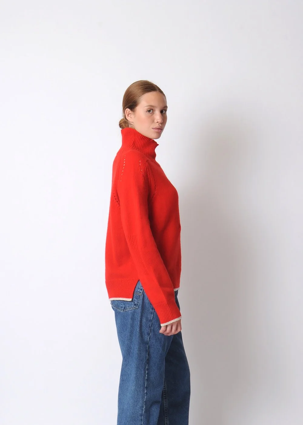 Moismont-Sweater-no.211-4.jpg