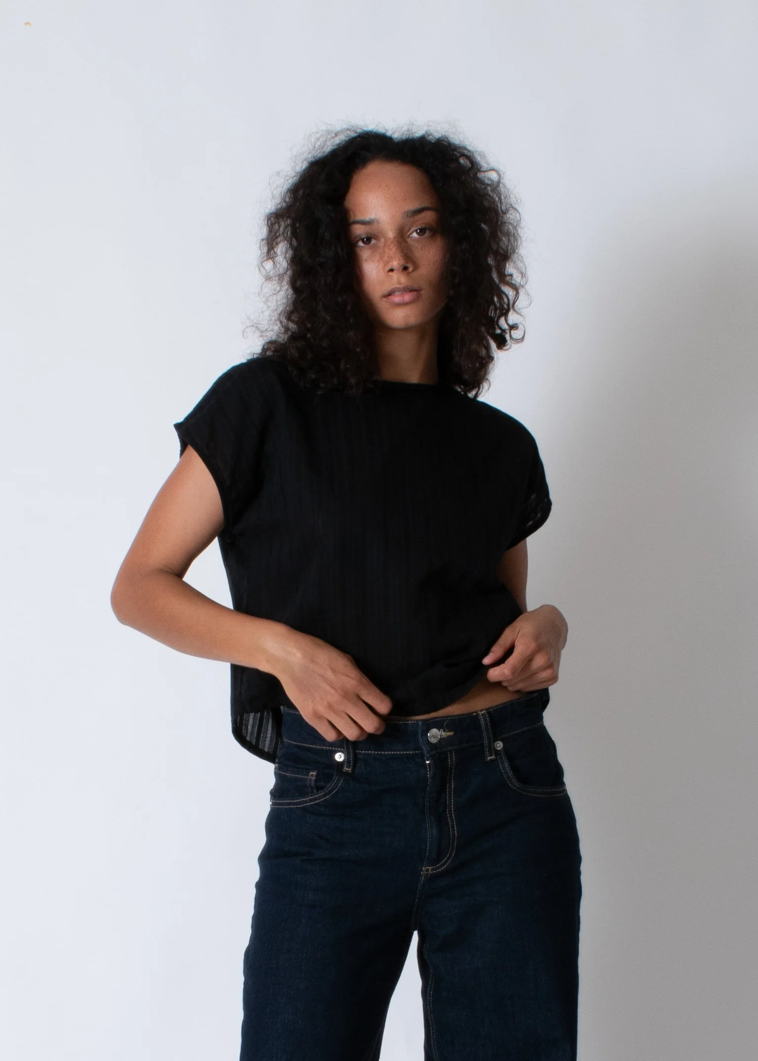 Conifer Sleeveless Pullover Top Black