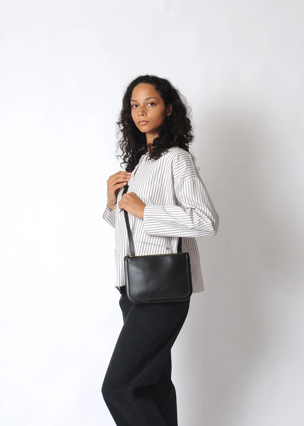 ILBISONTE-CROSSBODY-ROSETO-B-2.jpg