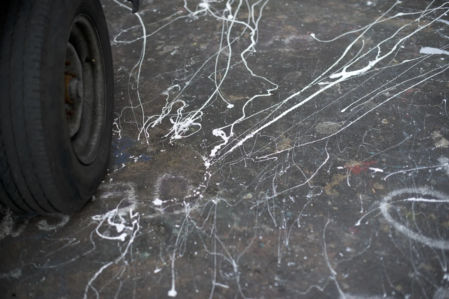 5pointz_splattered_tire.jpg