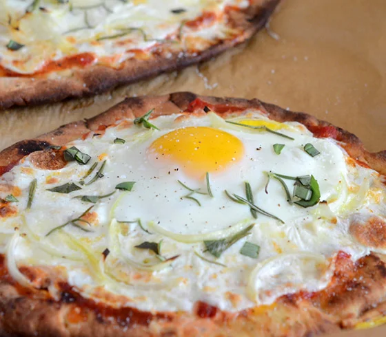 naan-breakfast-pizza-3