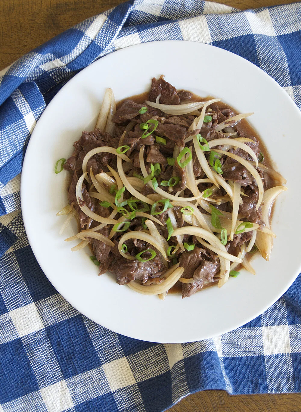 Stir-Fried Beef with Black Pepper 