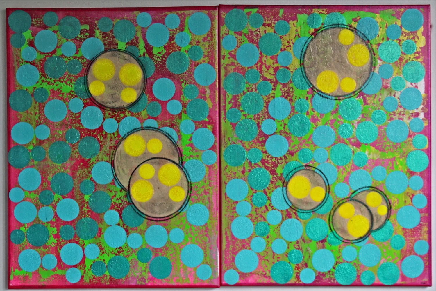 drafting circles on red
