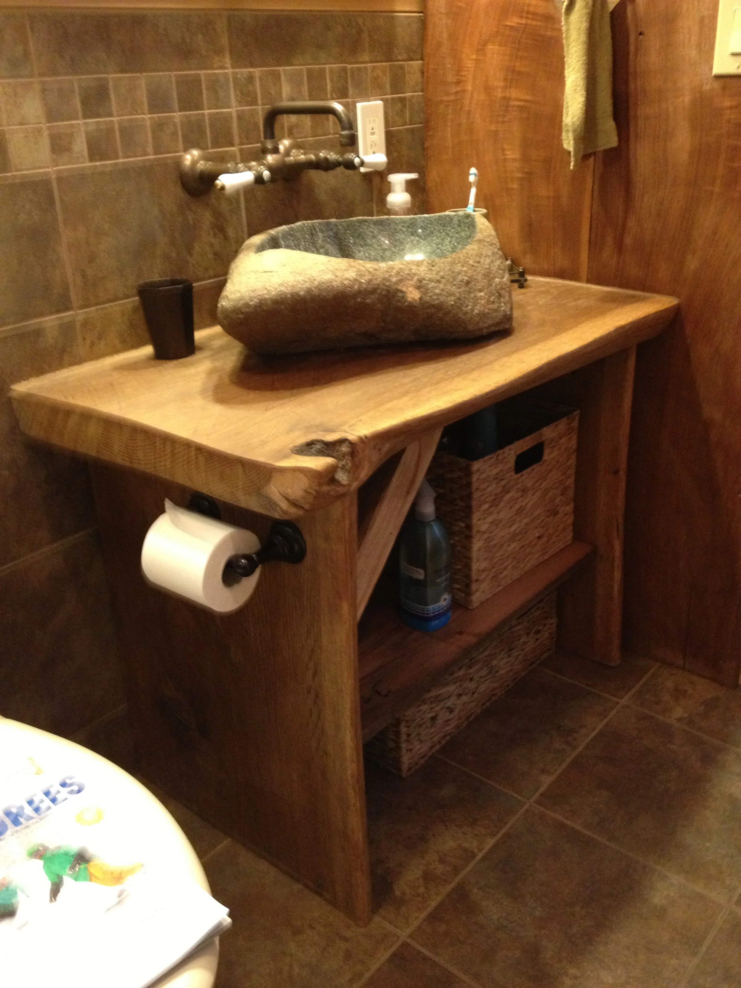 Brewster bathroom vanity(12).JPG