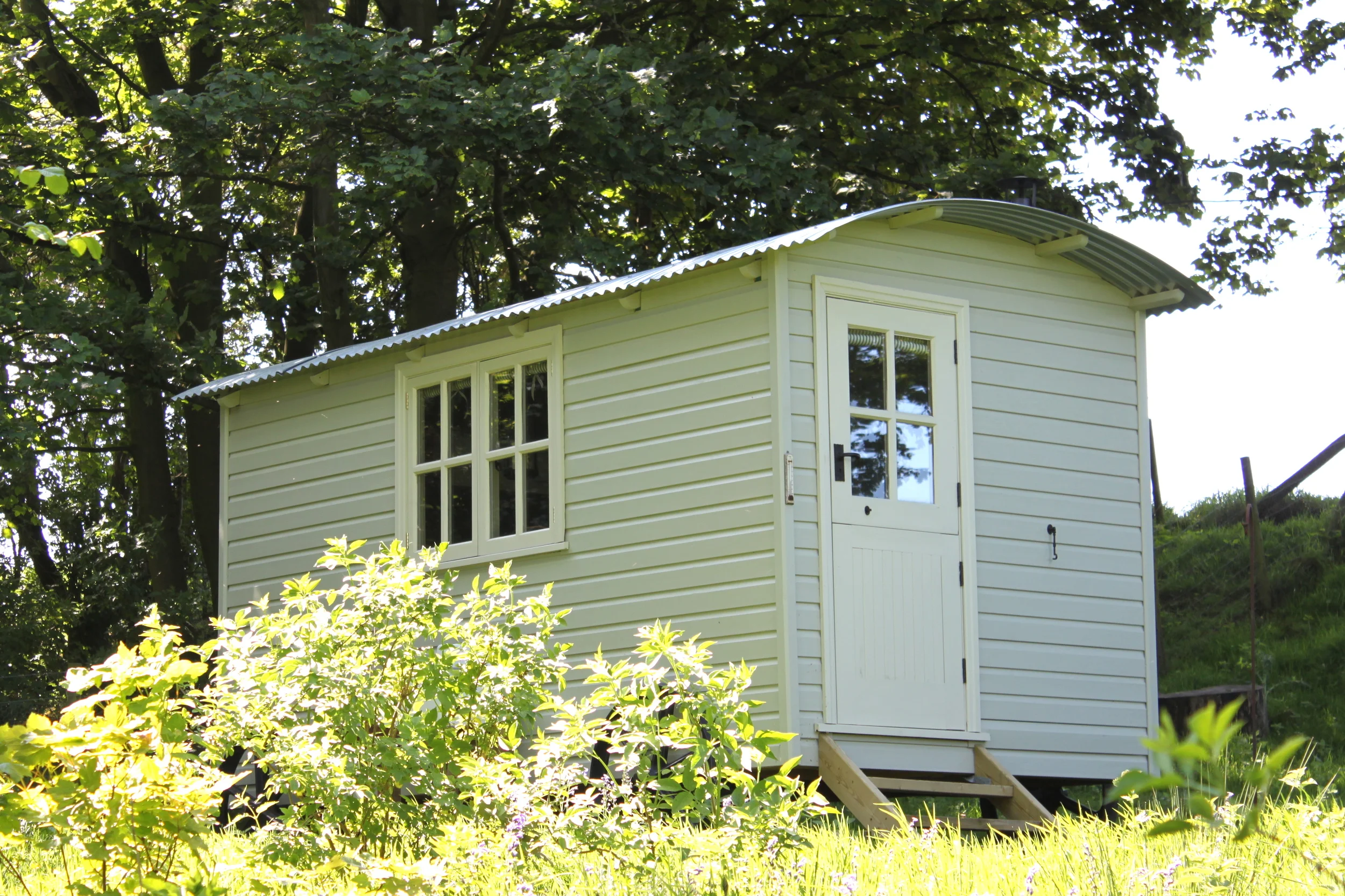 Garden hideaway