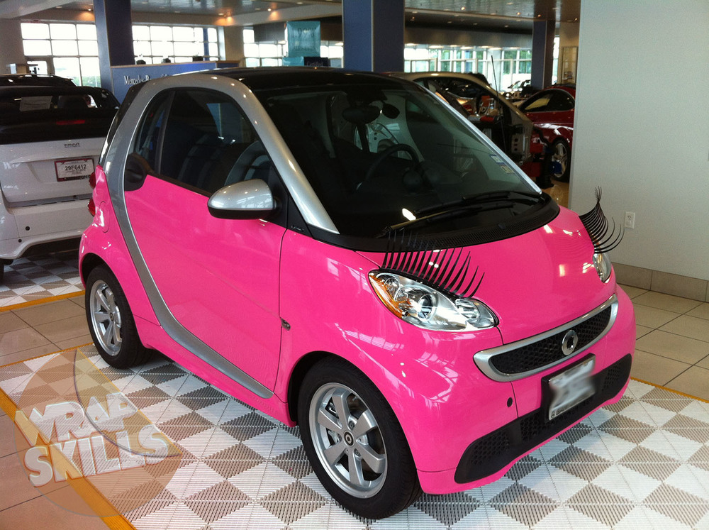2010 Pink Passion Coupe with EYE LASHES & BEDAZZLED Smart Car
