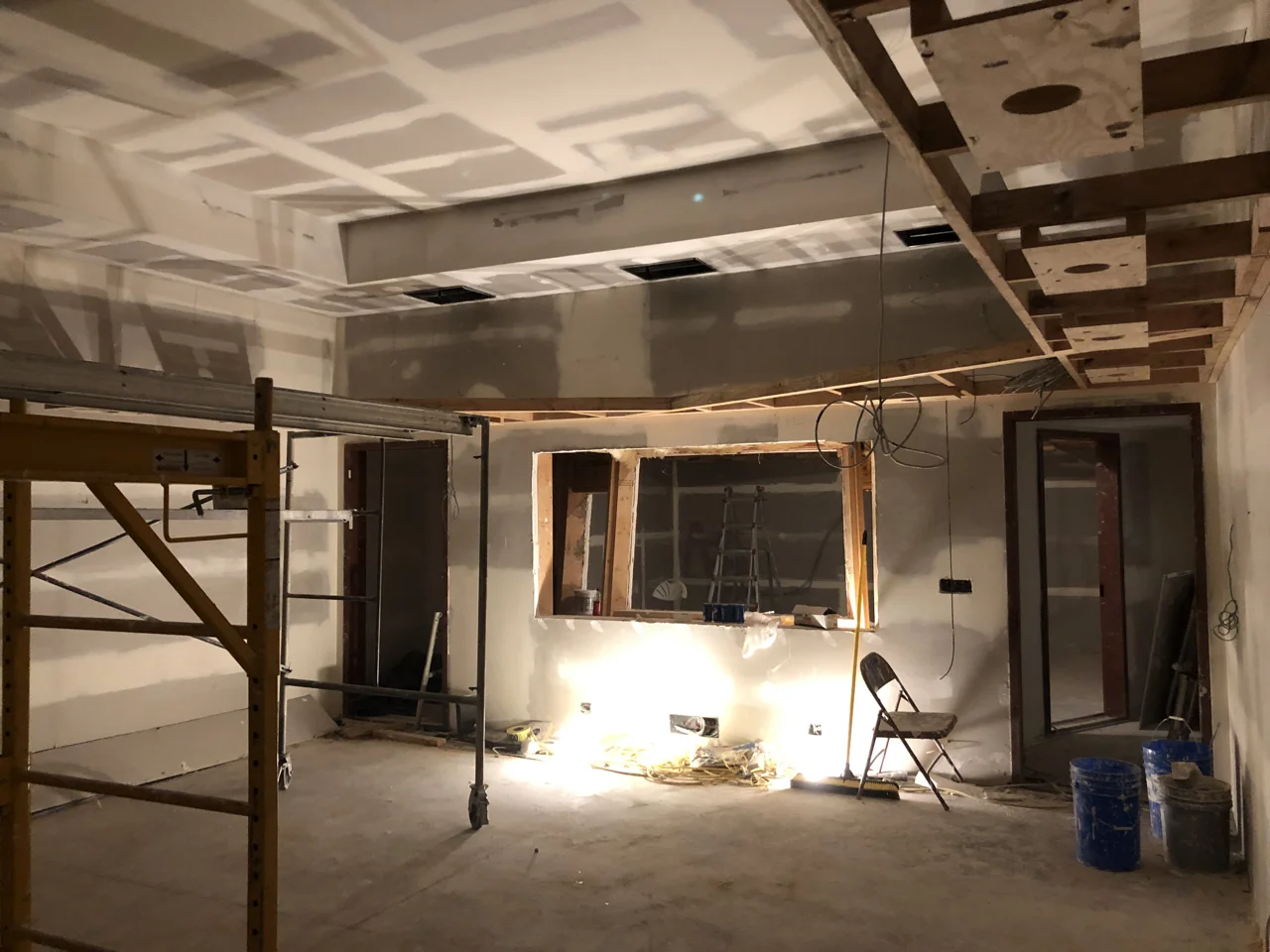 The soffit in tracking room 2 wraps the entire room.