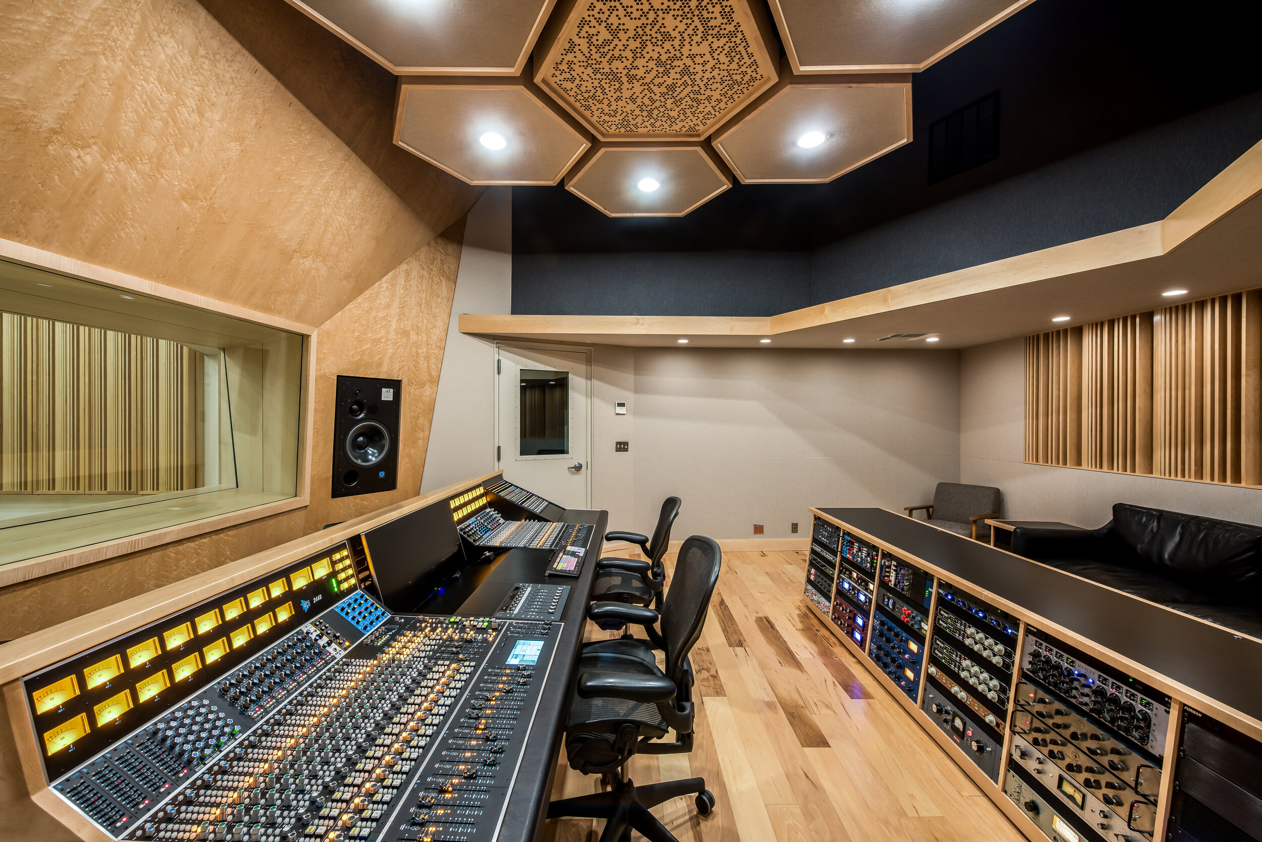  Recording Booths