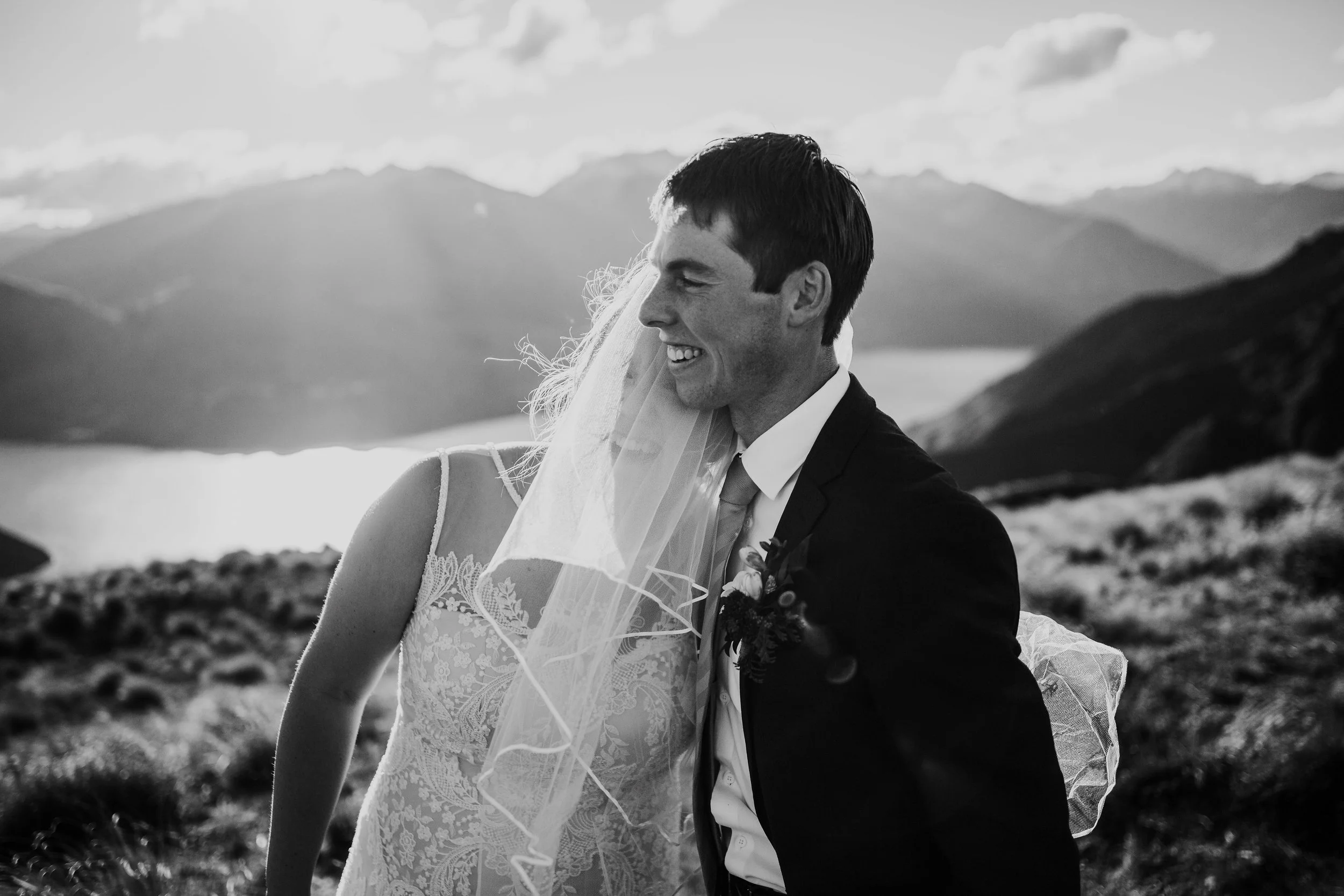 Jess&TroyMonochrome-861.jpg