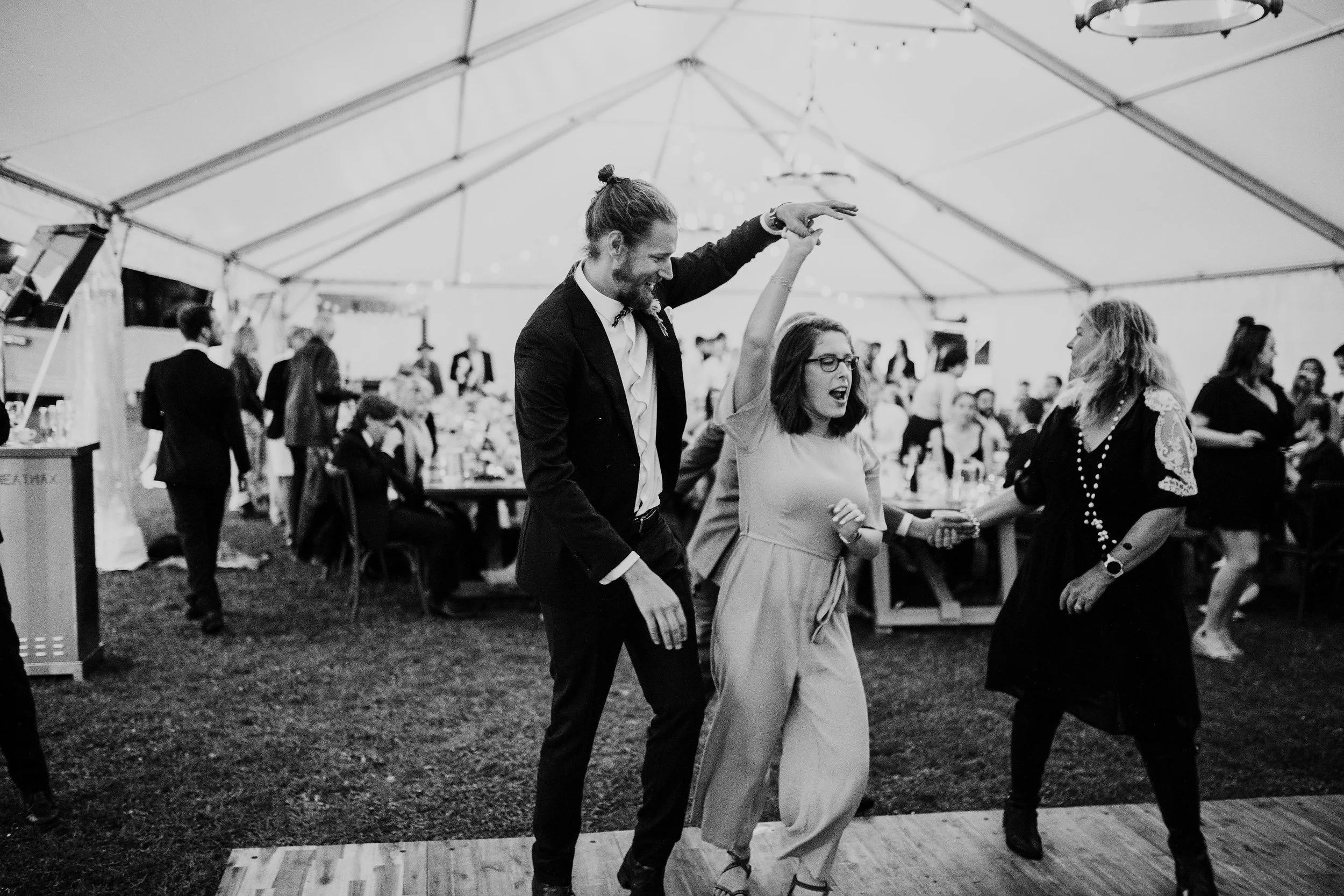 Cam&BriMonochrome-1312.jpg