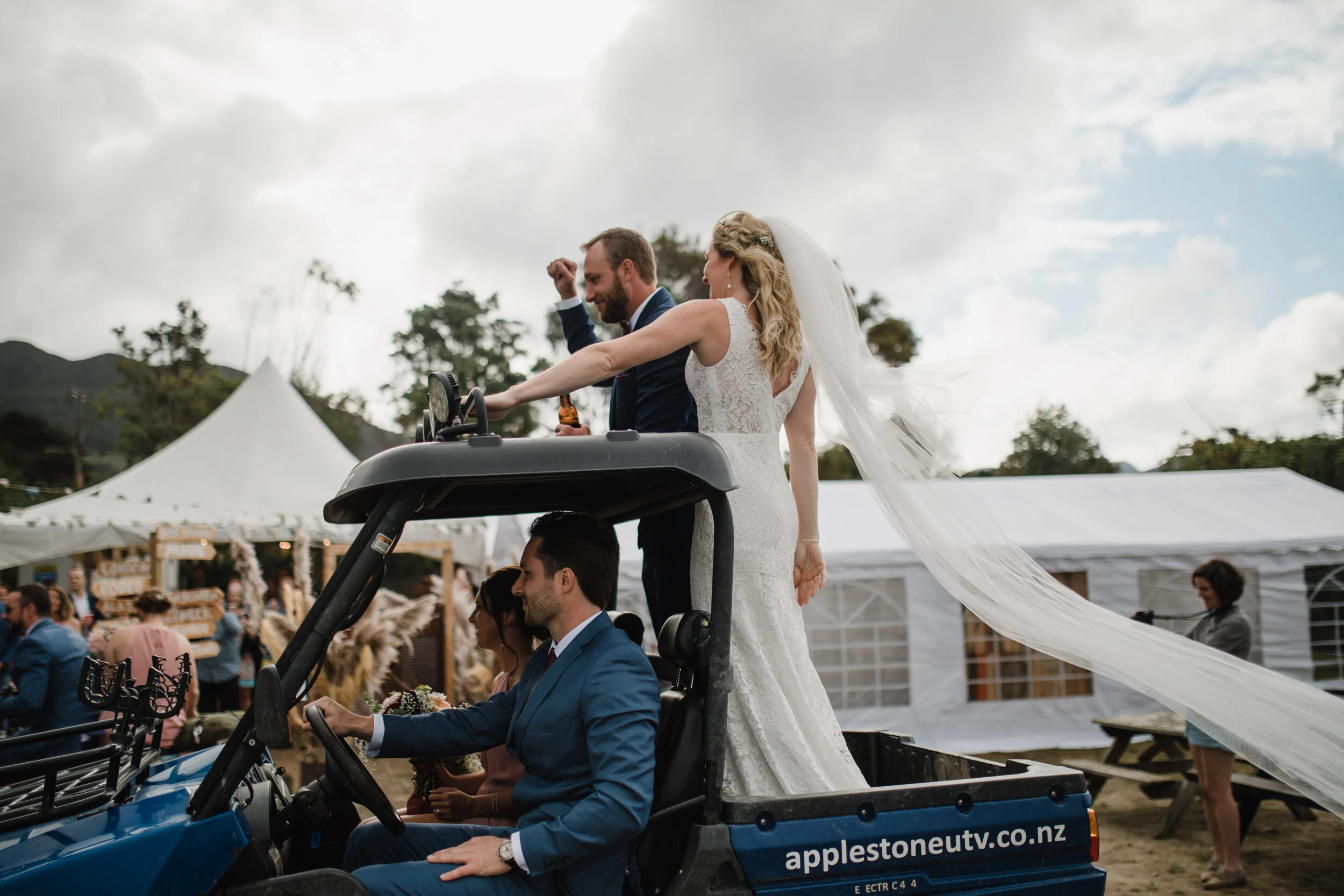 Emma&Jason-Colour-855.jpg