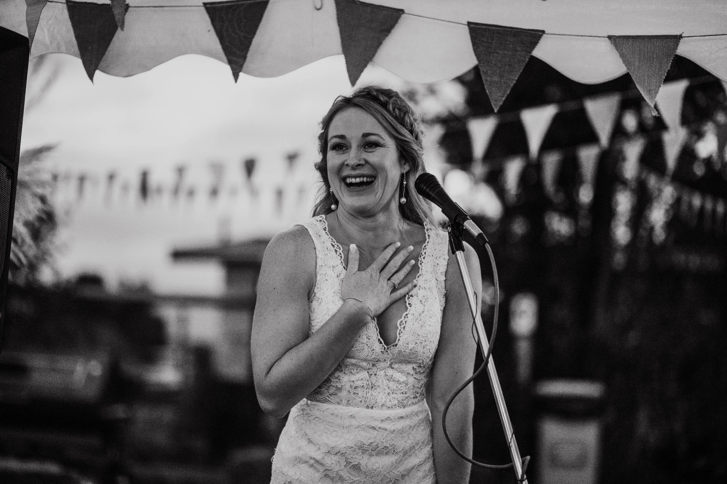 Emma&Jason-Monochrome-1089.jpg