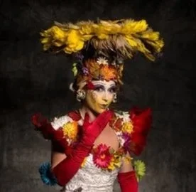 Bespoke stilt characters by STILTSHOW