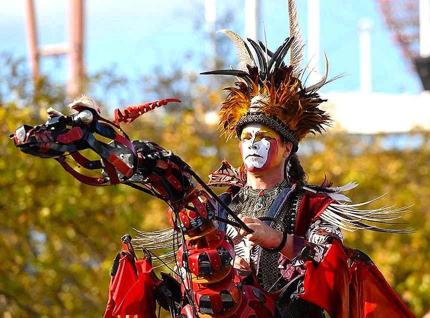 One-of-a-kind stilt puppetry and performances by STILTSHOW (Dragon Knights)