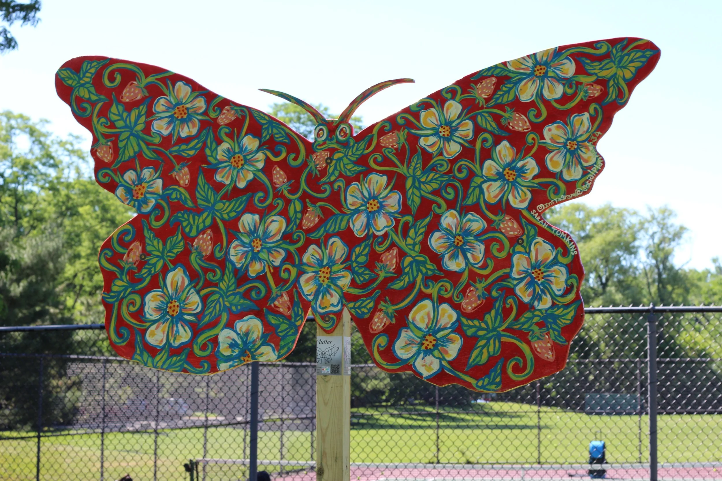 Artist: Sarah Tomkins