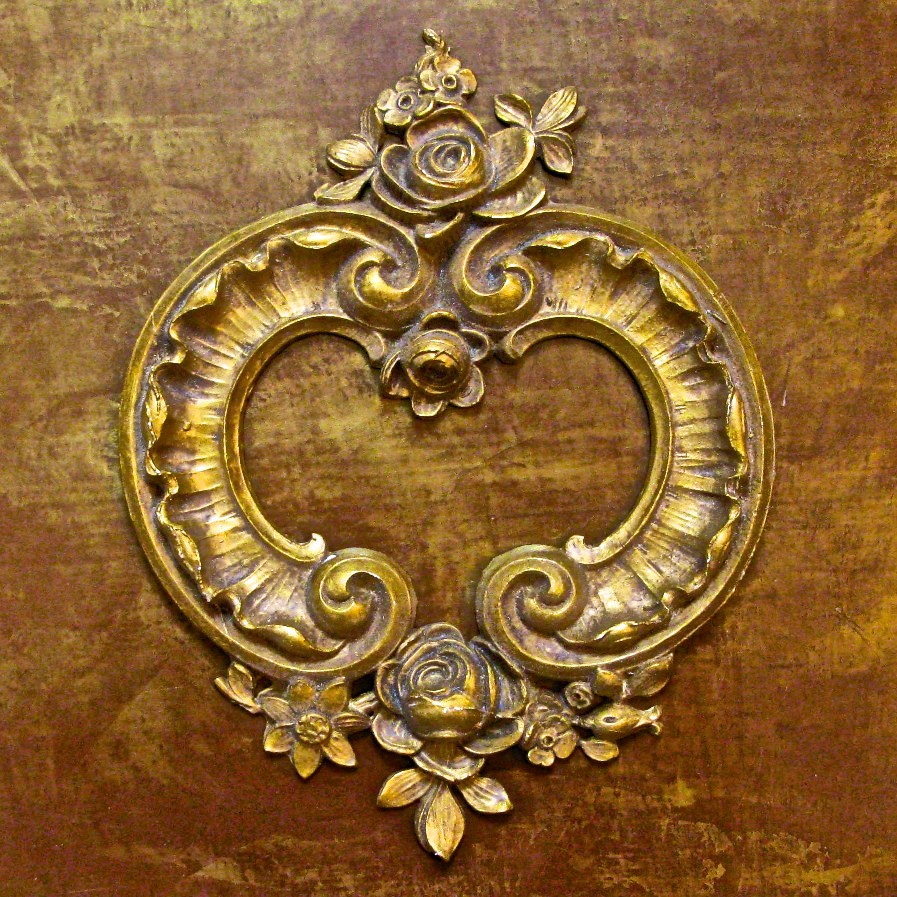 Sample of applied ornament detail for a ceiling finished with Venetian Plaster.