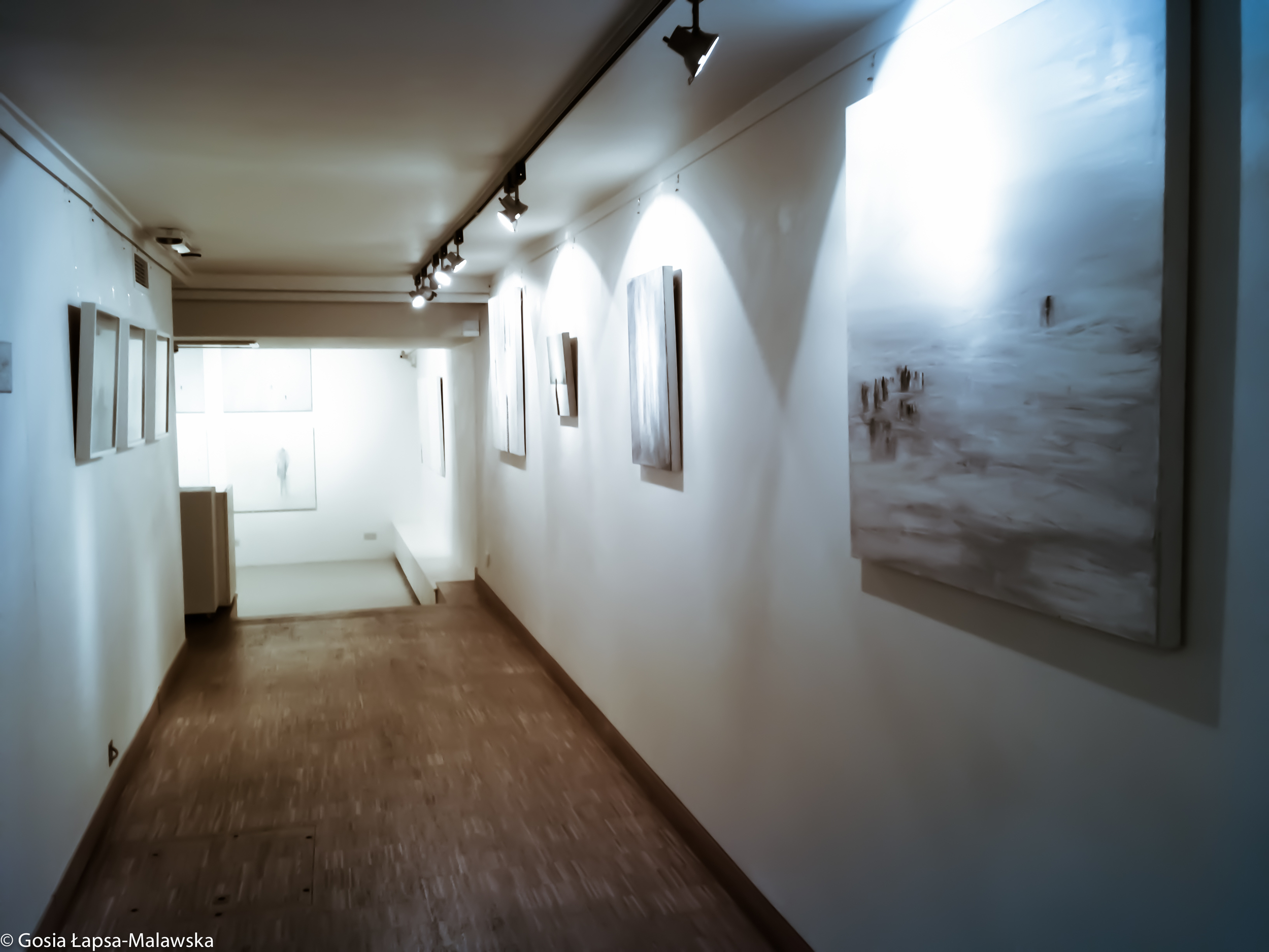 Urban Loneliness at Muse Gallery 2015