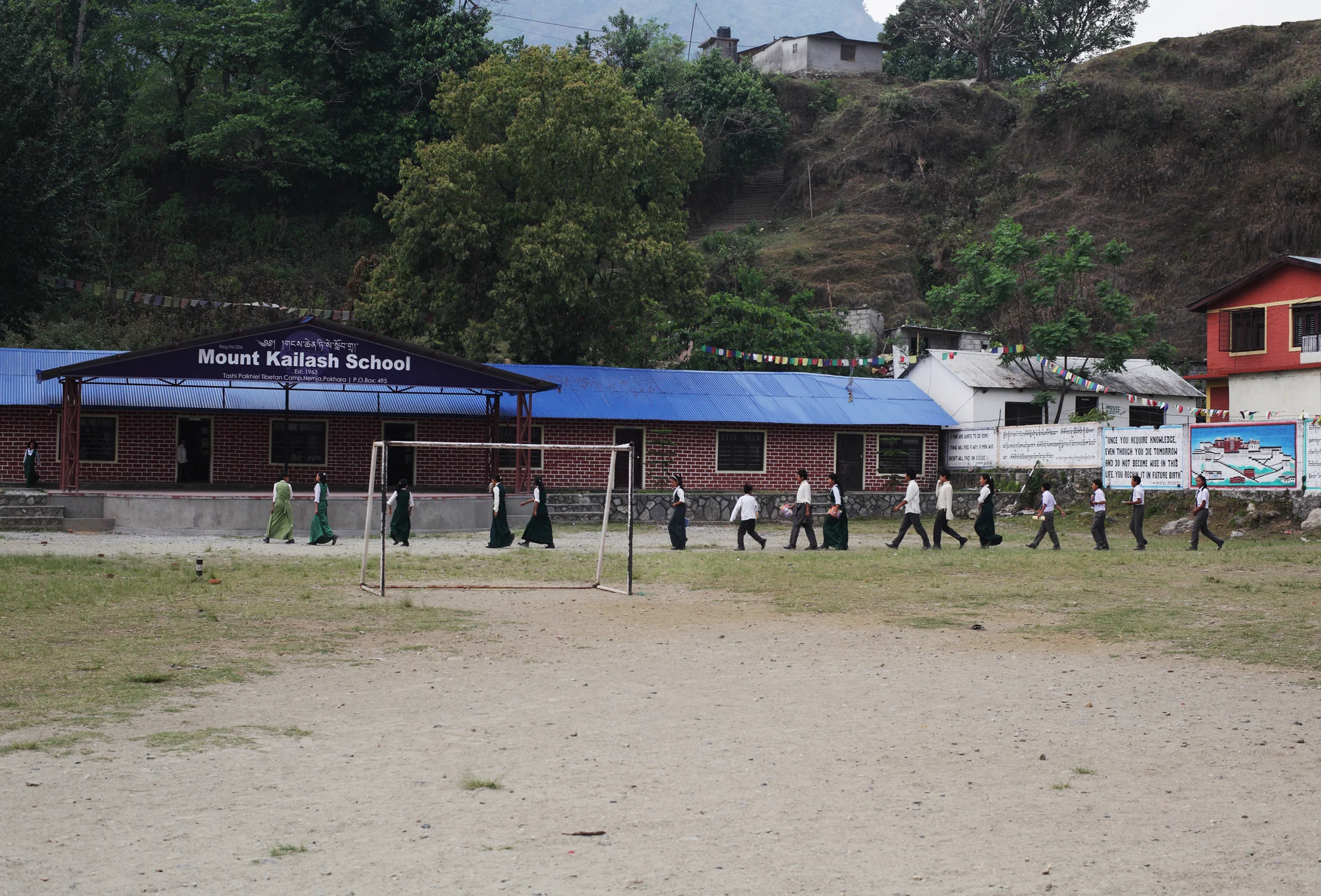 tibetan_village_nepal.jpg