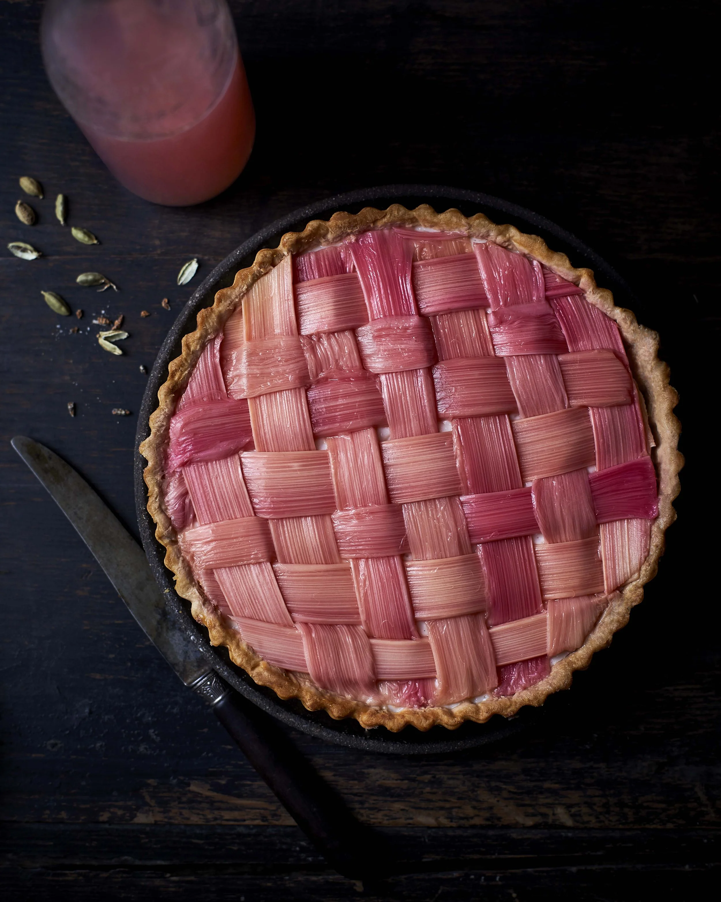 13.11.24_Kitchen_Magic0074_Rhubarb_and_Cardamom_Custard_Tart.jpg
