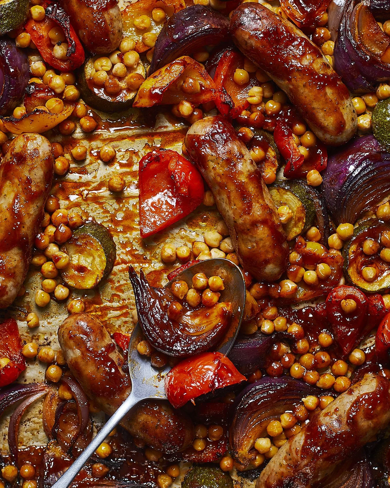 10.01.25_Speedy_Comfort_0443_Sausage_and_veggie_traybake.jpg