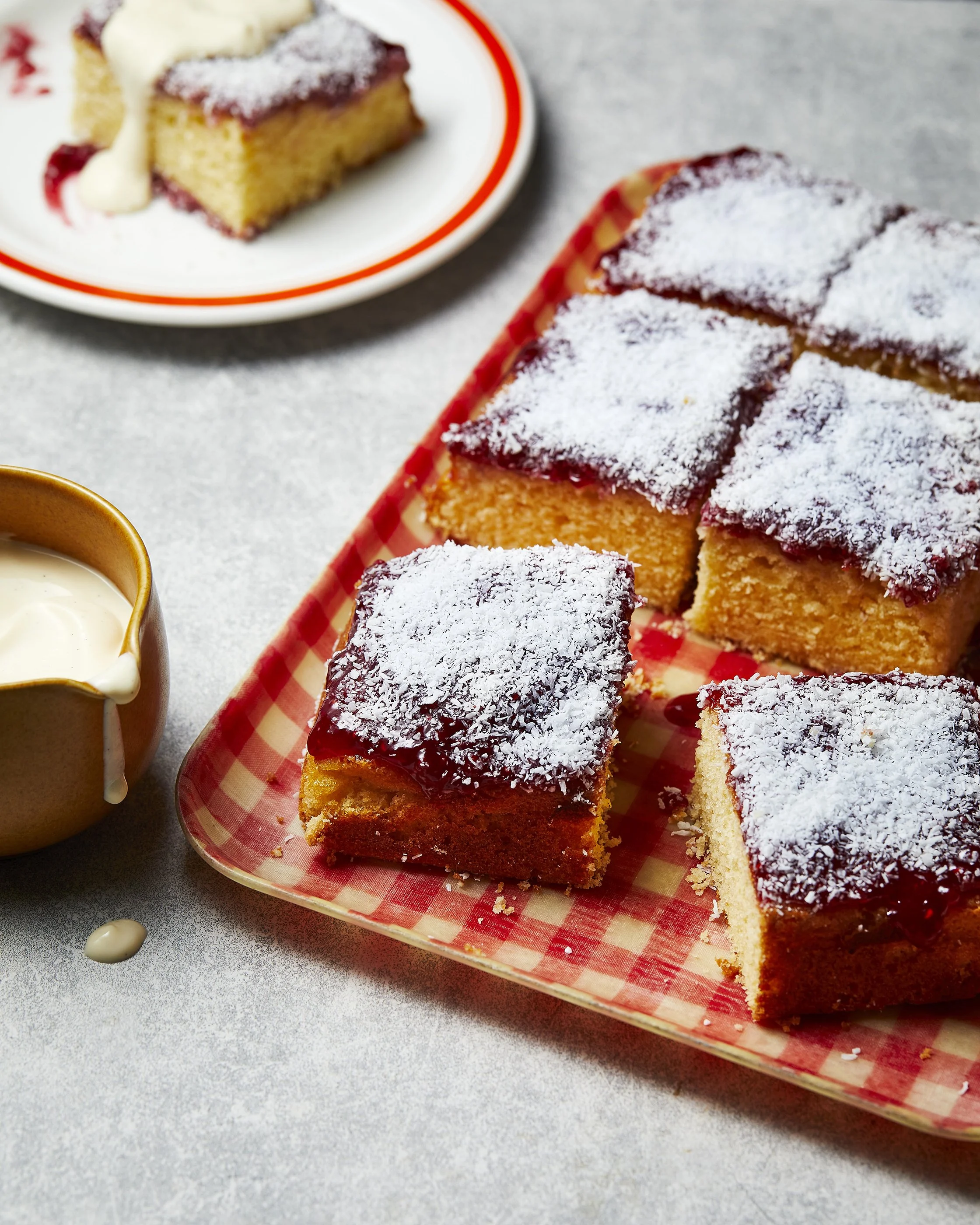 29.01.25_Speedy_Comfort196_Coconut_and_Jam_Sponge.jpg