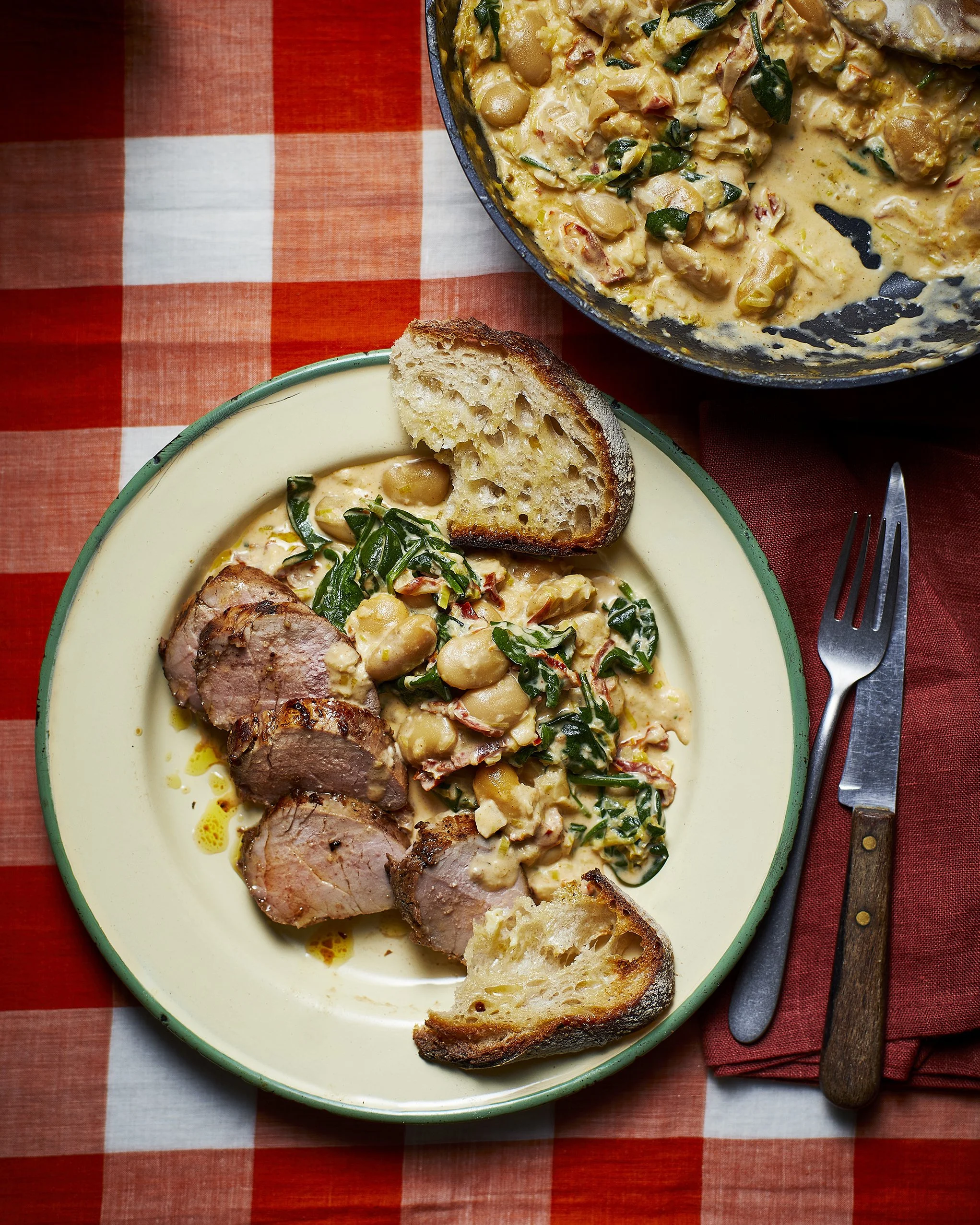 29.01.25_Speedy_Comfort114_Creamy_Tuscan_Beans_with_Pork_Fillet.jpg