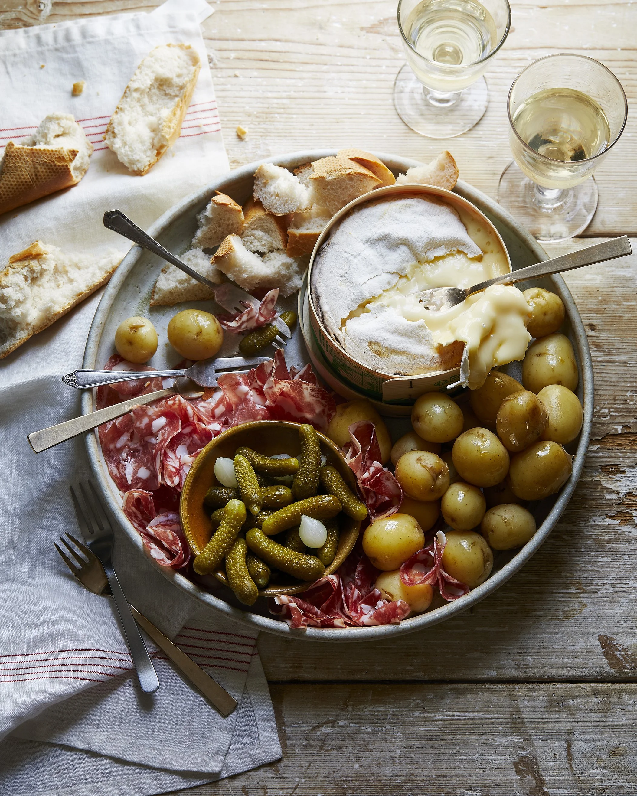 14.02.23_Grazing_Table016_Mont_D'or.jpg