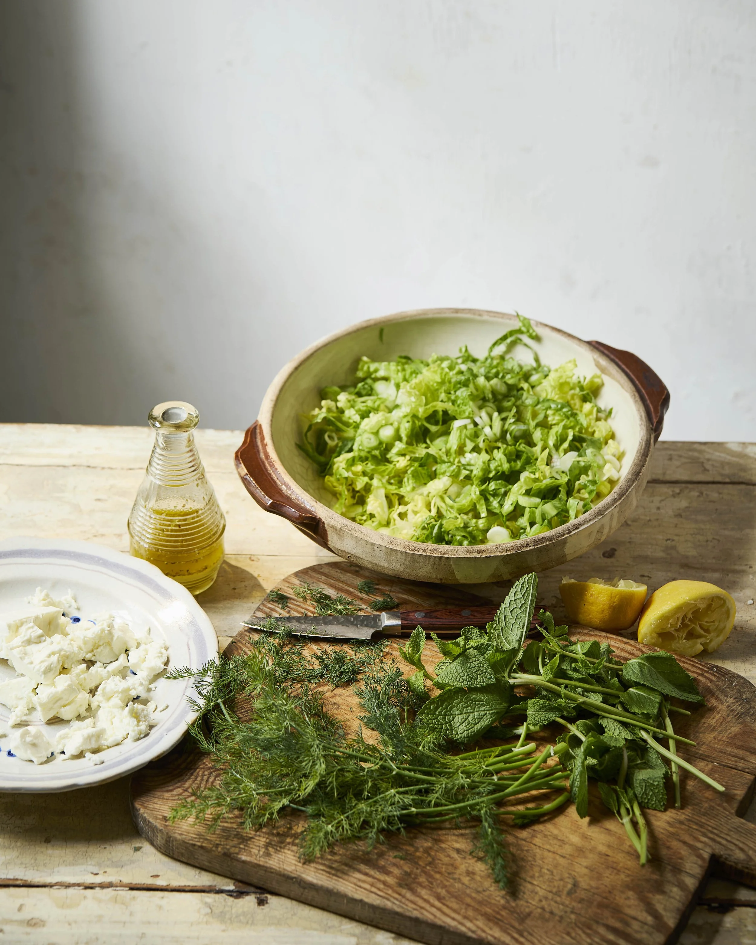 29.05.25_Eat_Like_a_Greek088_Greek_Lettuce_Salad.jpg