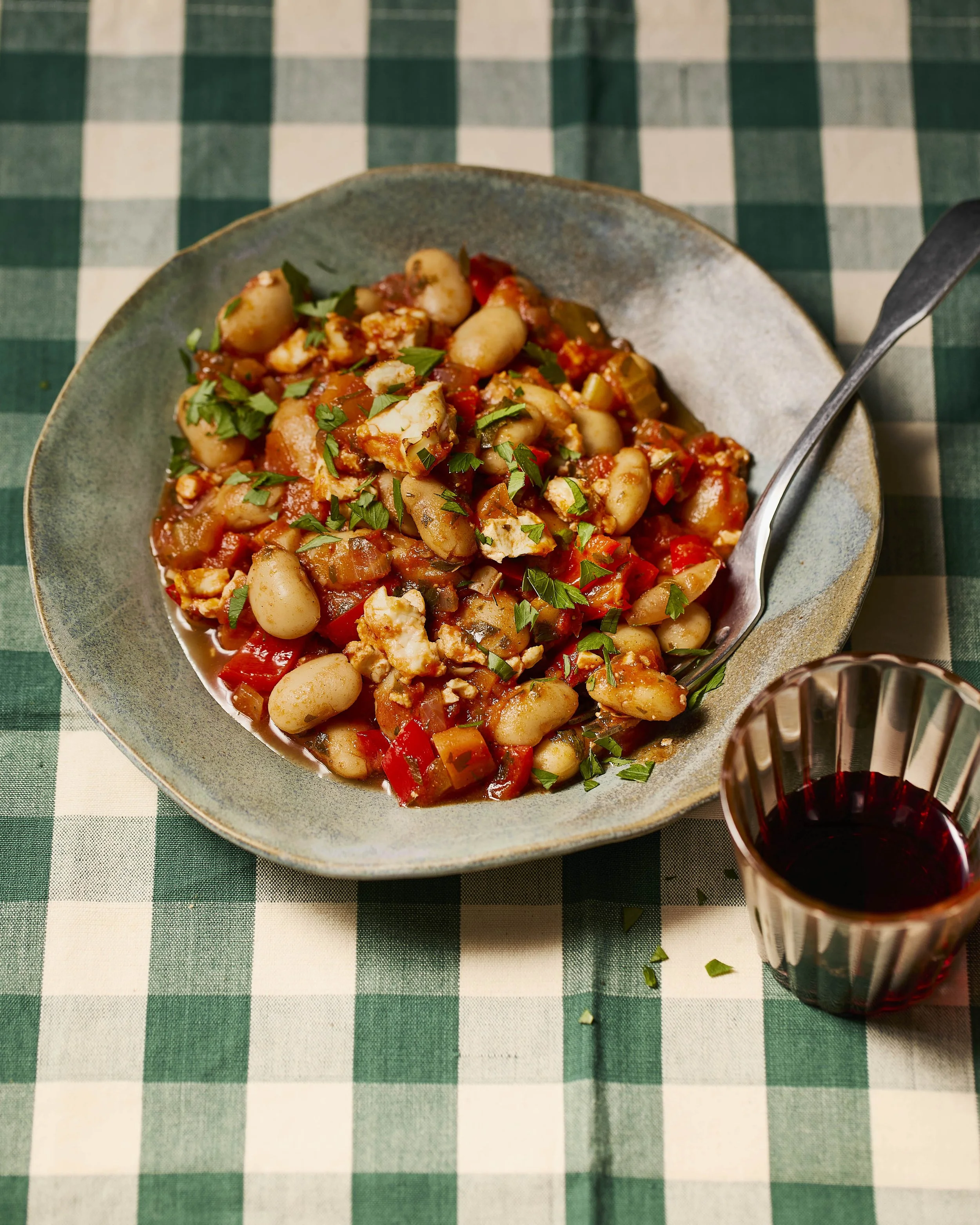 16.05.25_Eat_Like_a_Greek166_Greek_Baked_Beans.jpg