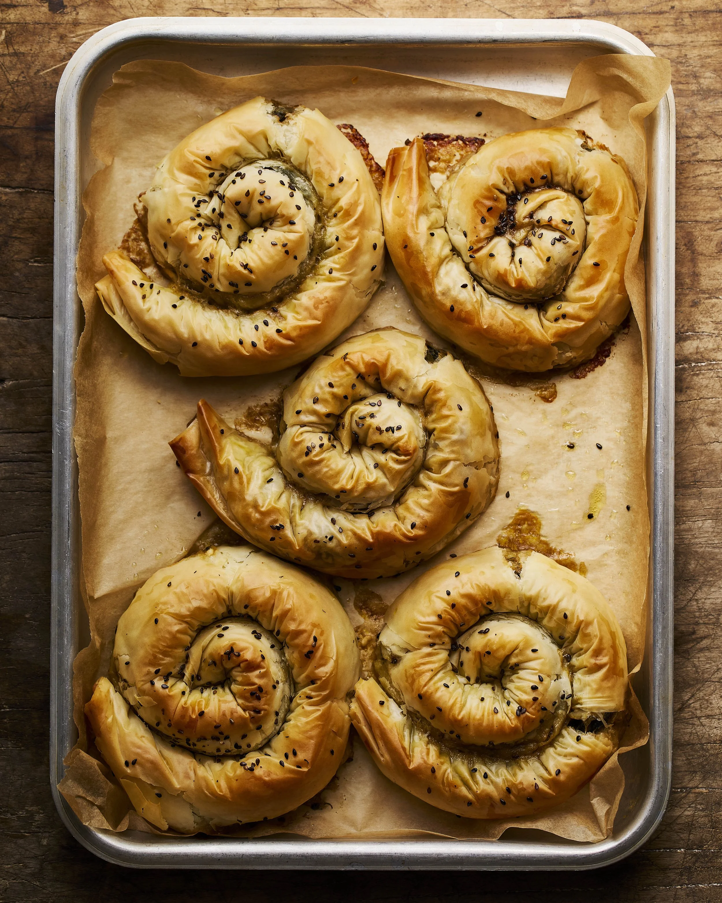 16.05.25_Eat_Like_a_Greek110_Spinach_Filo_Swirls.jpg
