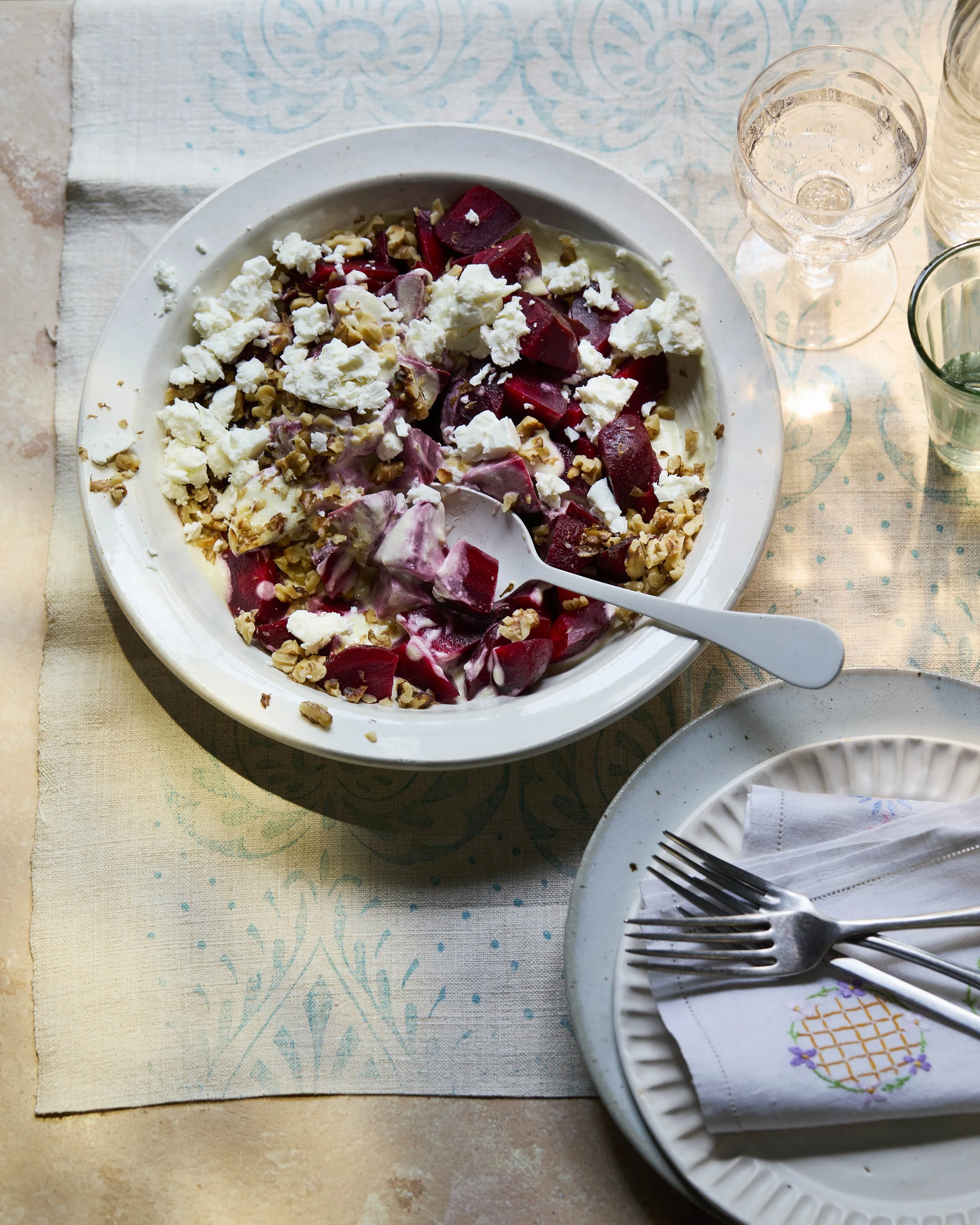 15.05.25_Eat_Like_a_Greek2313_Beetroot_Salad.jpg