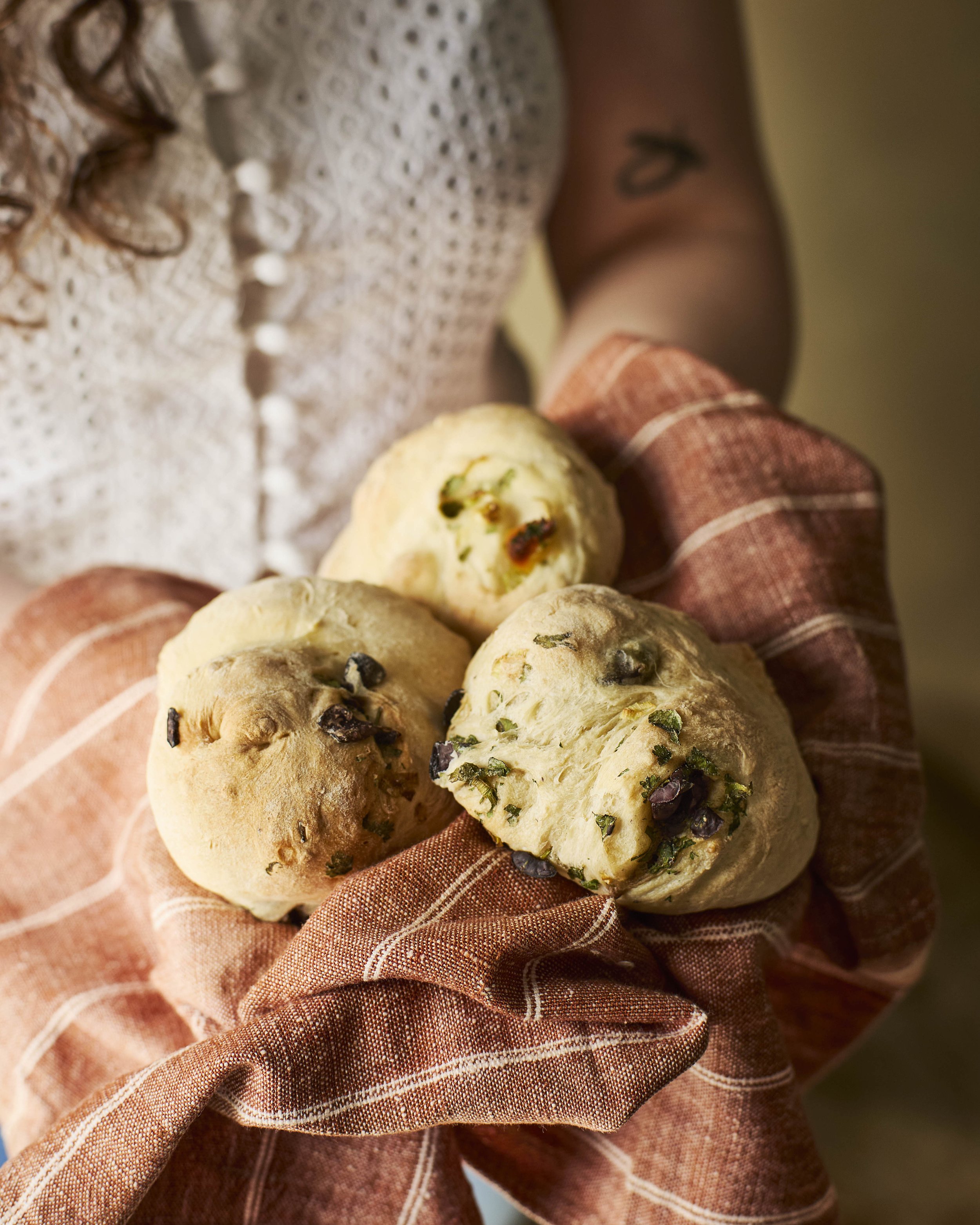 14.05.25_Eat_Like_a_Greek166_Olive_Bread.jpg