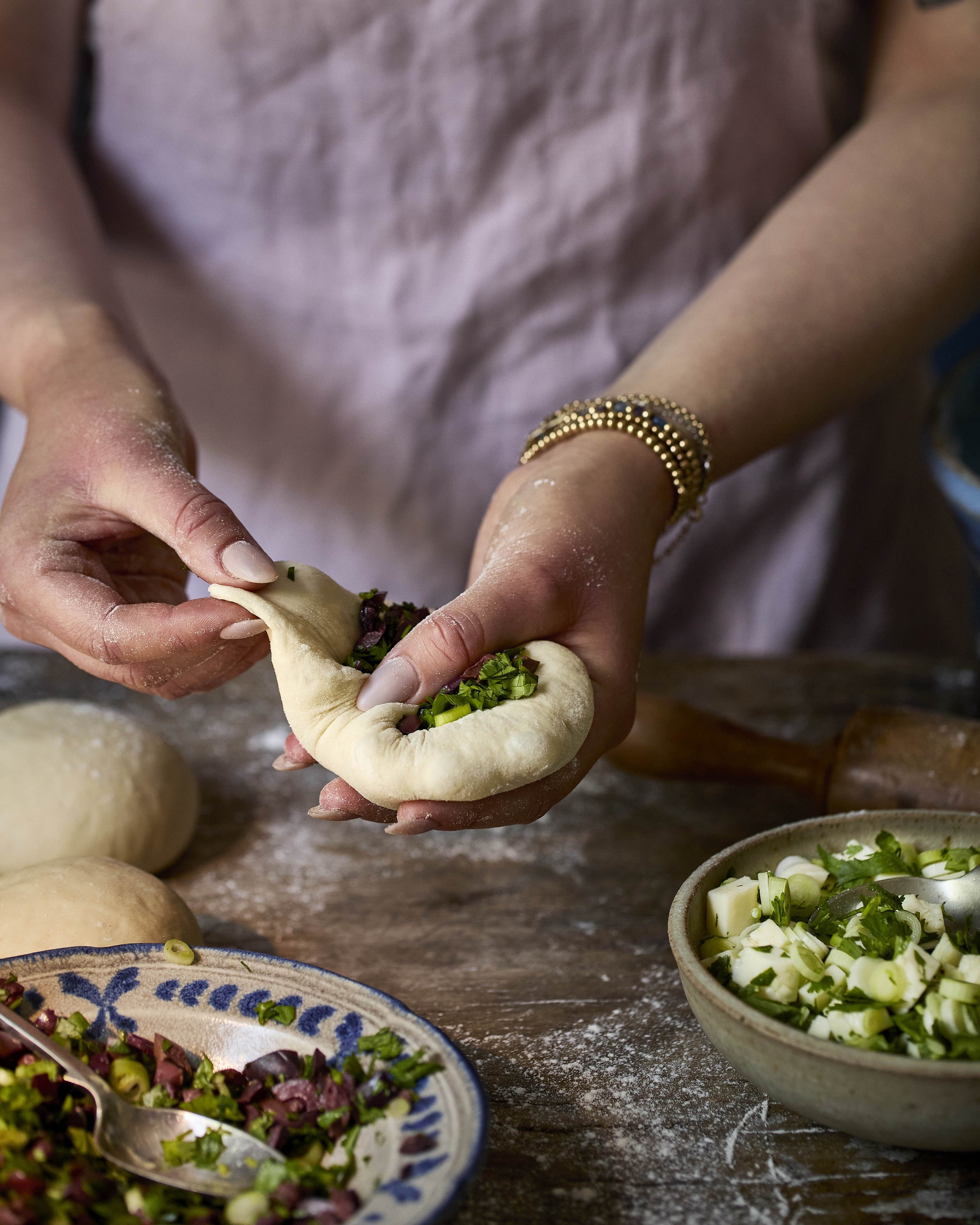 14.05.25_Eat_Like_a_Greek060_Olive_and_Halloumi_Bread.jpg