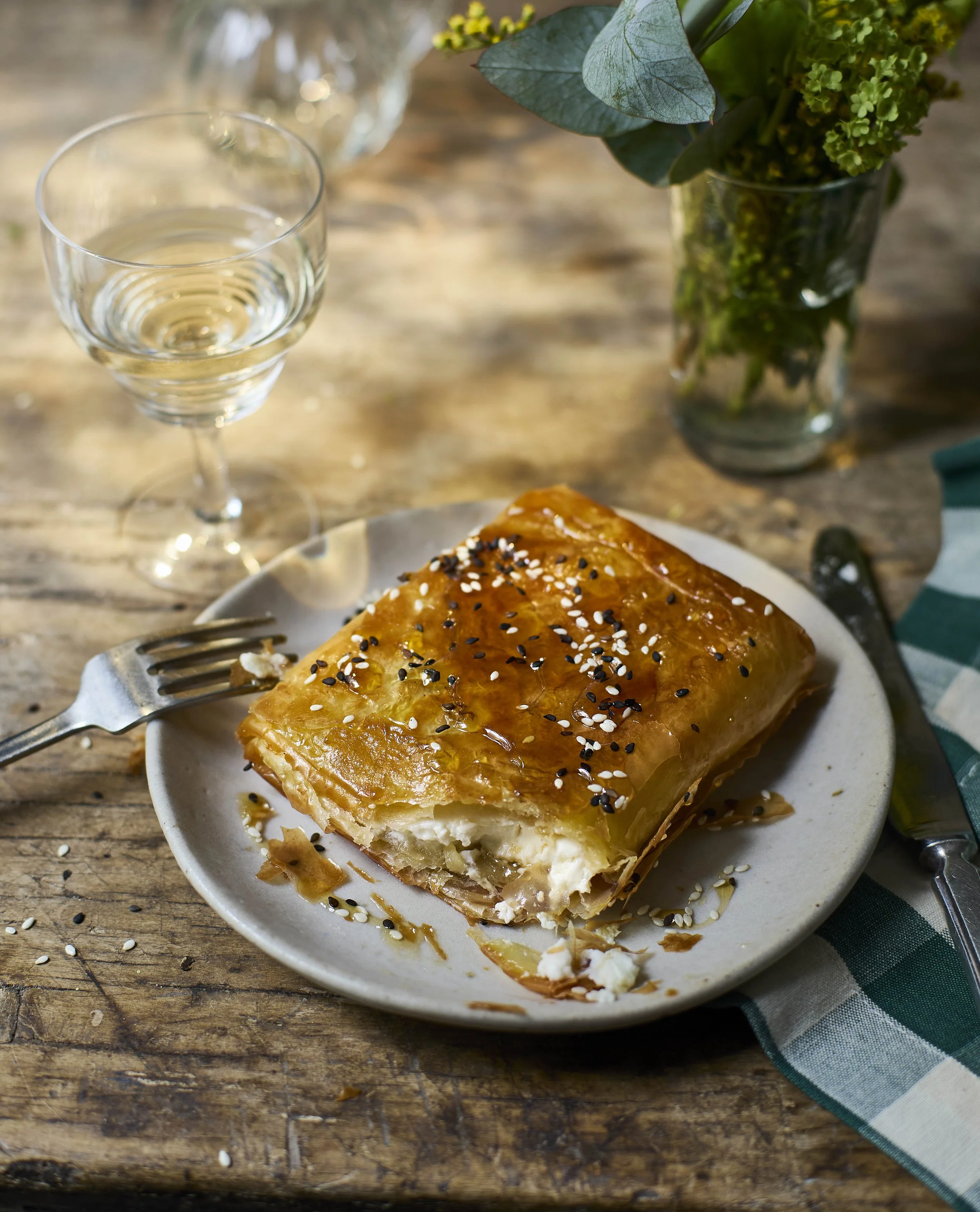 15.05.25_Eat_Like_a_Greek2430_Fried_Feta_Parcel.jpg