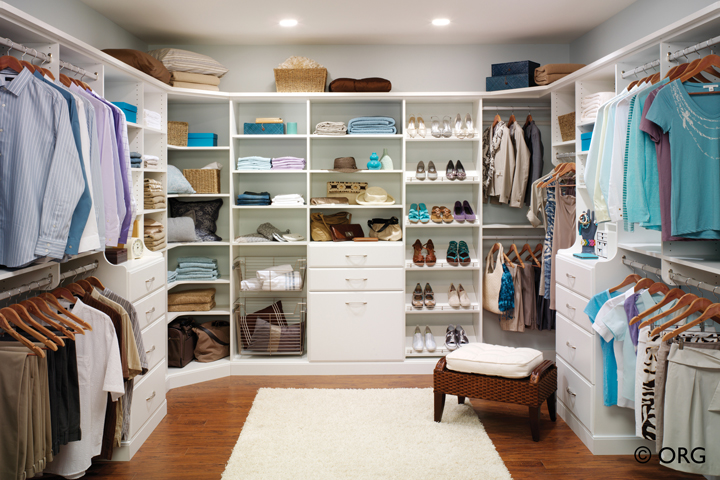 A dream closet you will enjoy every day!