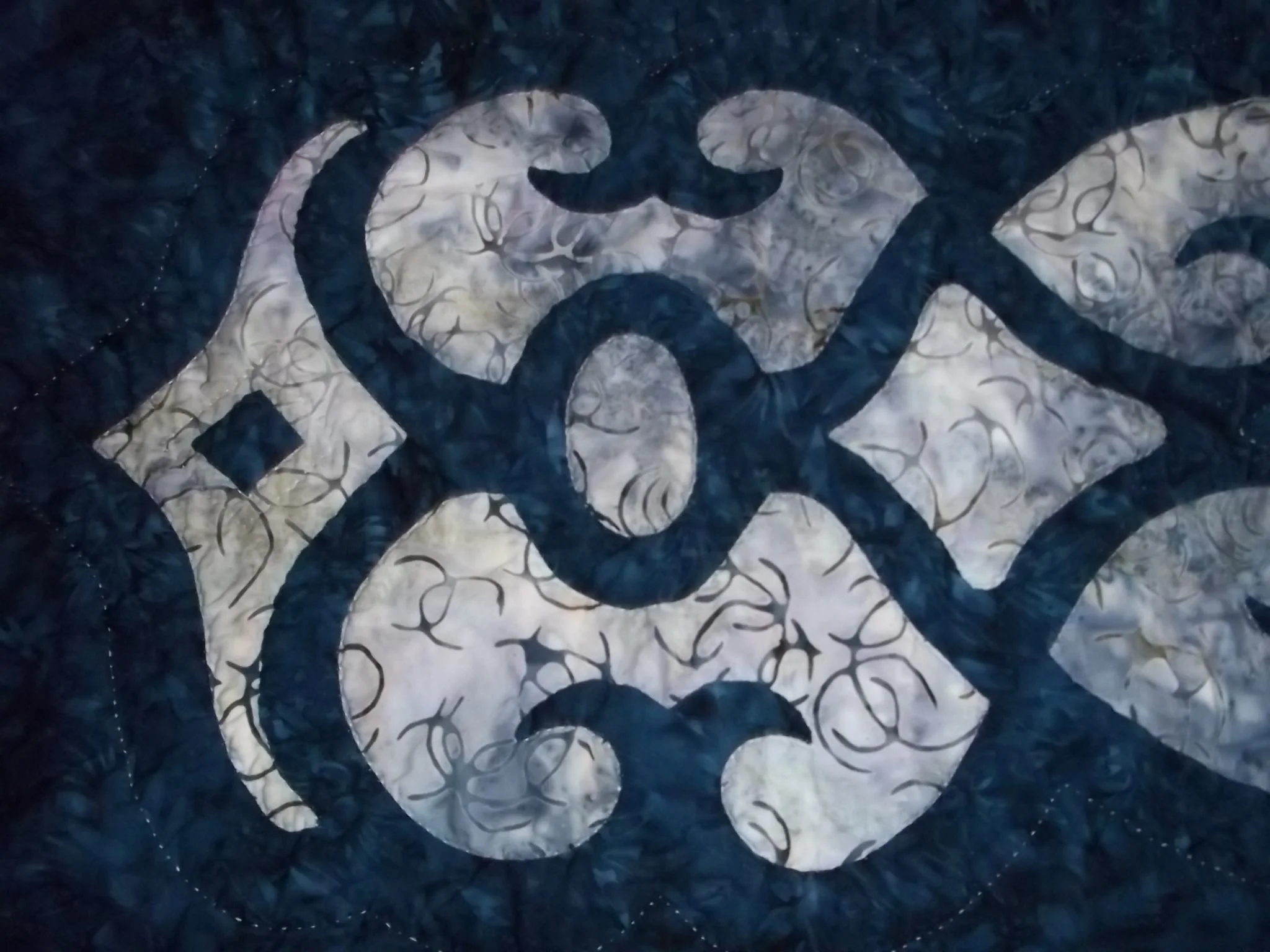 Enchamted Evening table runner, L side close up.jpg