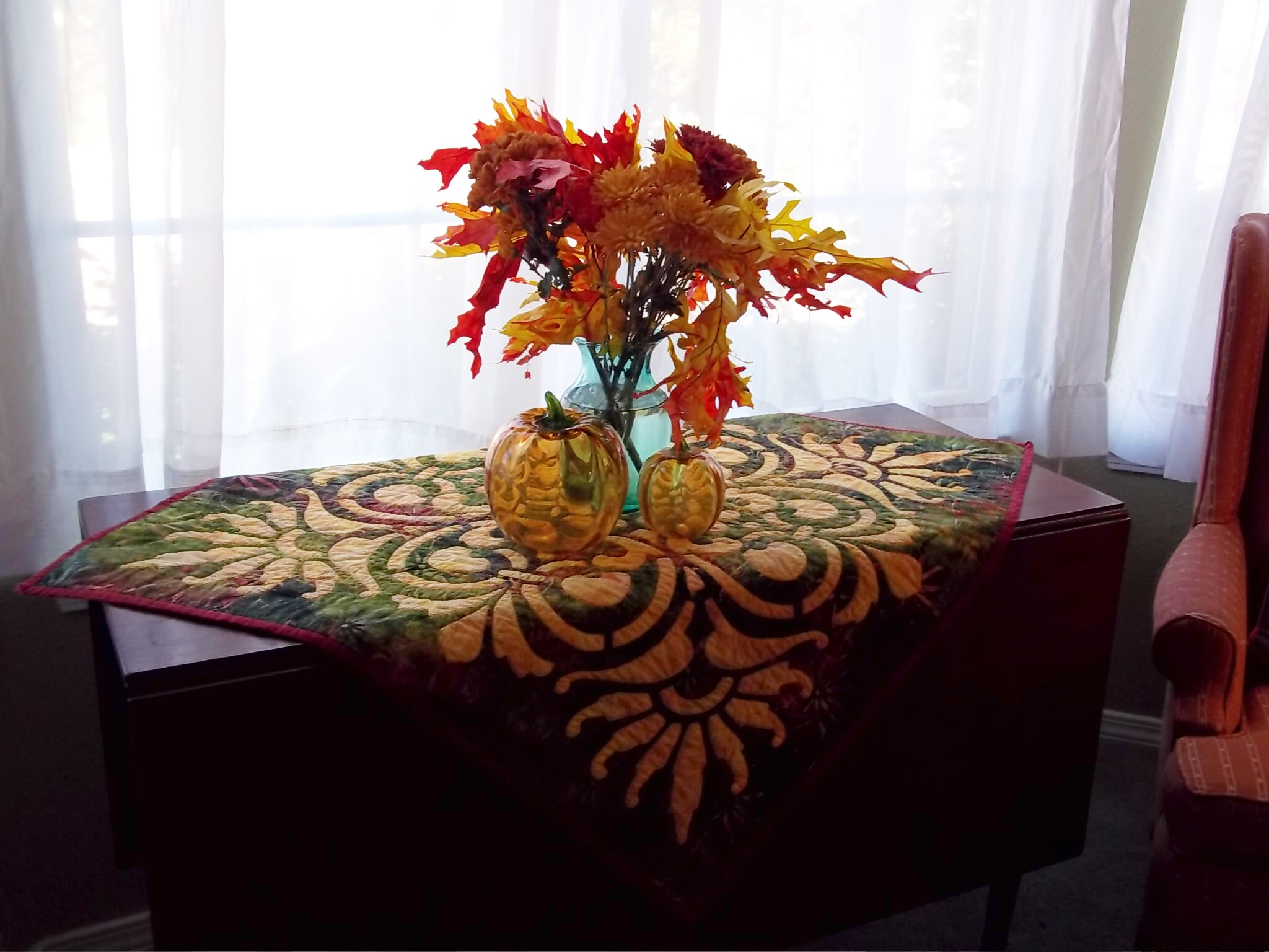 Scroll& Fan w autumn flowers.jpg