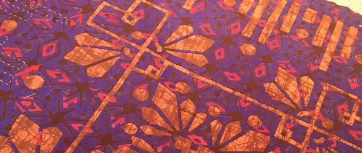 Desert Blooms, Medallion XI. Great opportunity to perfect your inside points! Hand reverse needle-turn applique. This one made in Indonesian batiks from Turtle Hand Batiks .