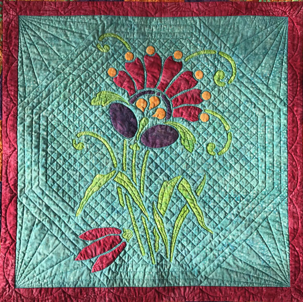A better view of quilted Cross-hatching and frame, plus a scallop for the inner border.