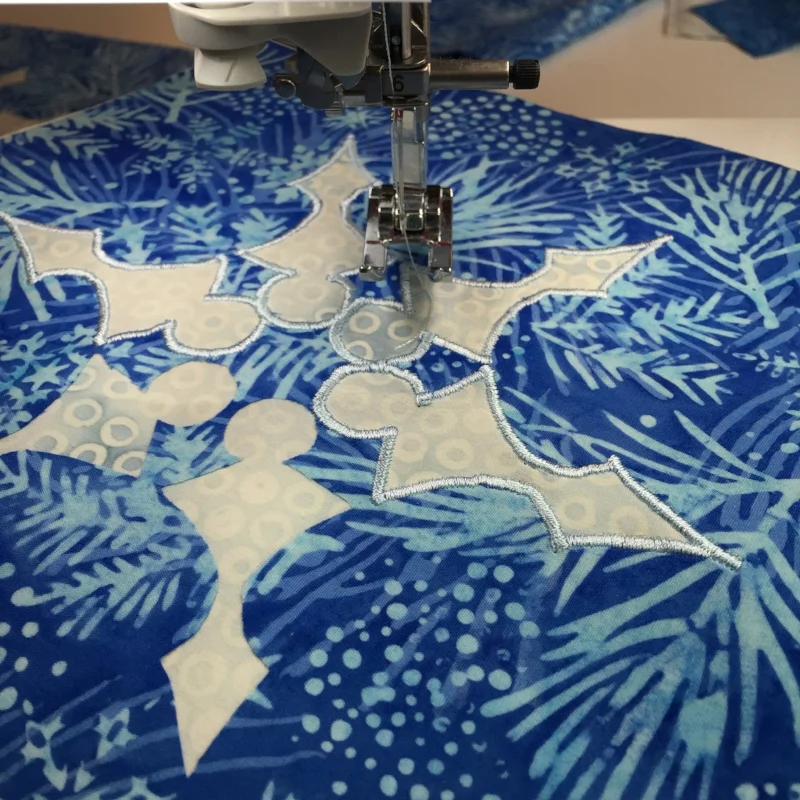 Snowflake block from Twinkling Flurries Quilt VI (76" x 84")