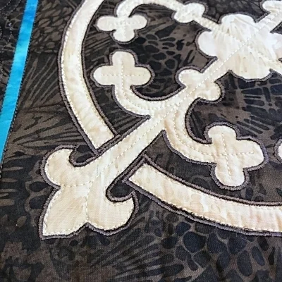 Quilting in the reverse applique.