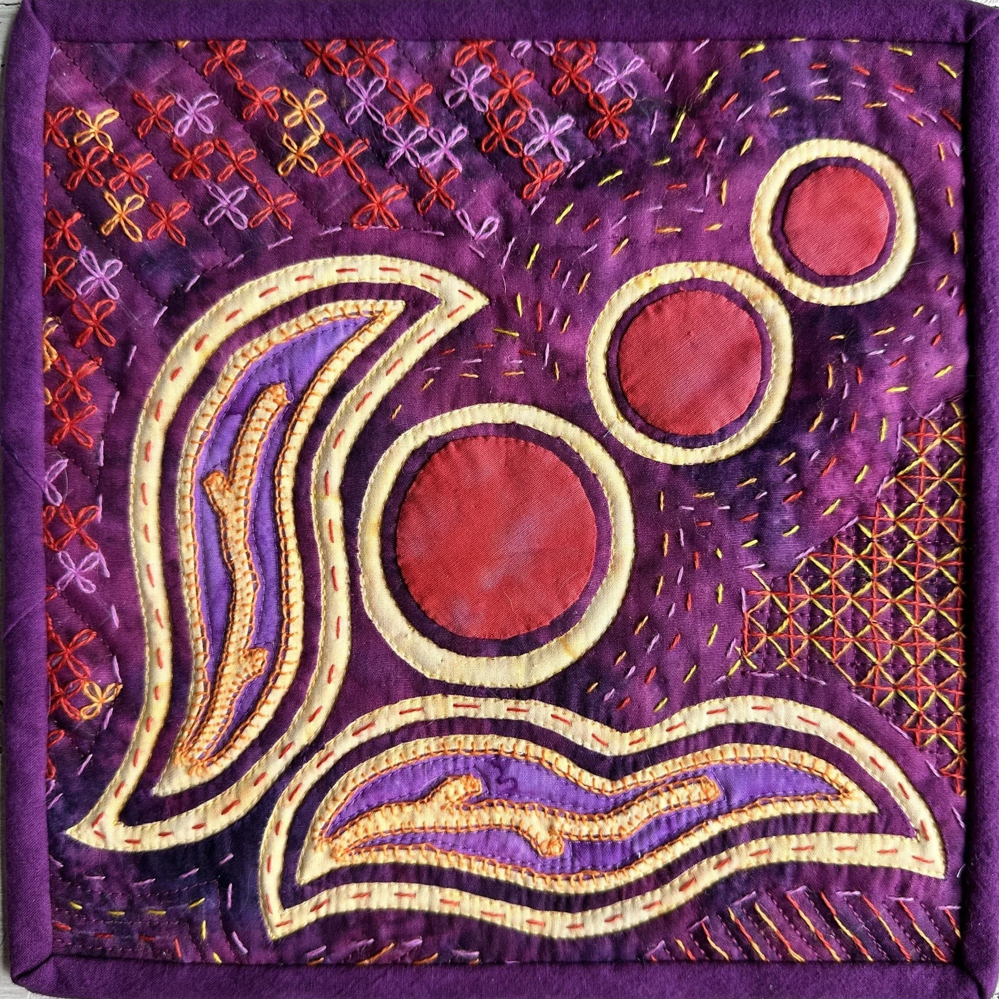 Come together at @aqsonline Lancaster, September 10 - 13, 2025! Explore dazzling quilt displays, shop the latest fabrics and notions, take inspiring workshops, and soak up the creative energy that only quilters can bring.  Hand Appliqu&eacute; and Em