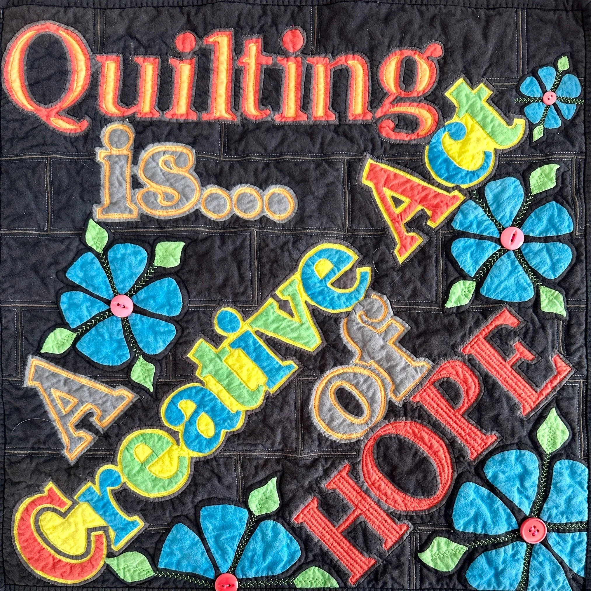 🧵 Stuck in a quilting rut? Let&rsquo;s fix that! I&rsquo;m teaching at Quilt Fusion, a one-day virtual event with fresh techniques + inspiration. 
🧵Modern Molas: Layered Reverse Appliqu&eacute; - Margaret Brewster Willingham introduces quilters to 