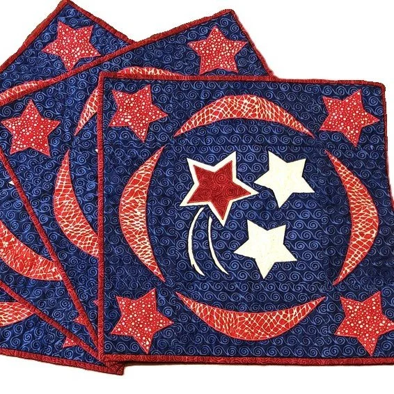 ⭐Shooting Stars! Added Dimension⭐-with Margaret Willingham at AQS QuiltWeek Daytona! 🌟 Friday, Feb. 20, 2026, 8:30 am &ndash; 11:30 am @aqsonline . Discover the transformative power of reverse appliqu&eacute;, where the design hidden in the backgrou