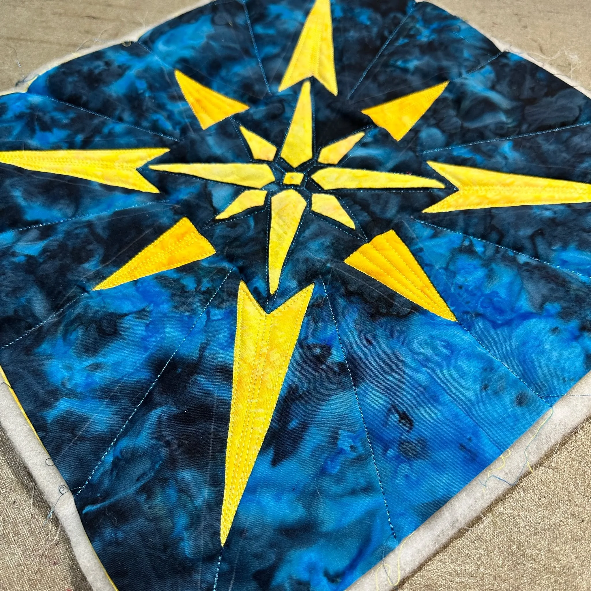 ✨Wondrous Reverse Appliqu&eacute;✨ -with Margaret Willingham at AQS QuiltWeek Daytona! Saturday, February 21, 2026, 8:30 am &ndash; 11:30 am @aqsonline 
 Create a dazzling 12&rdquo; Star-in-a-Star block with reverse appliqu&eacute; by hand. You&rsquo